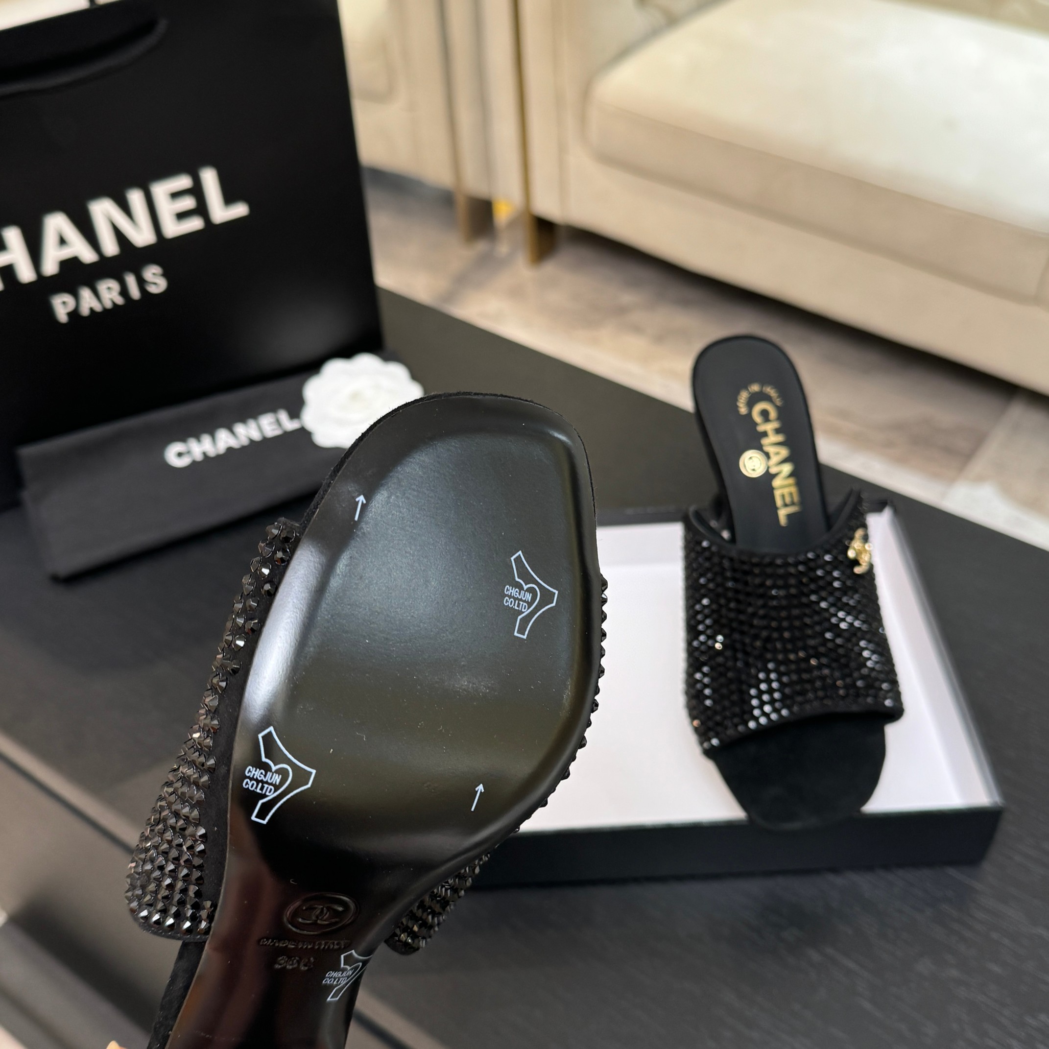 [TOP] CHANEL High Heel Sliders Embellished with Rhinestones - 3 Color