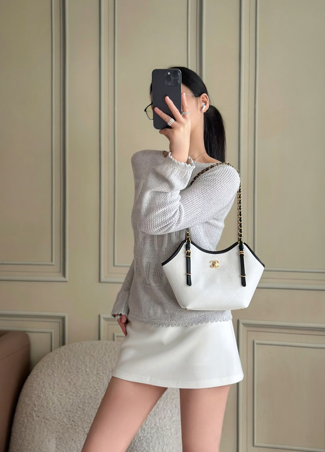 [TOP] CHANE Tote Bag with Woven Straw Material Paired and Cowhide Leather 20×28×7cm - 3 Colors