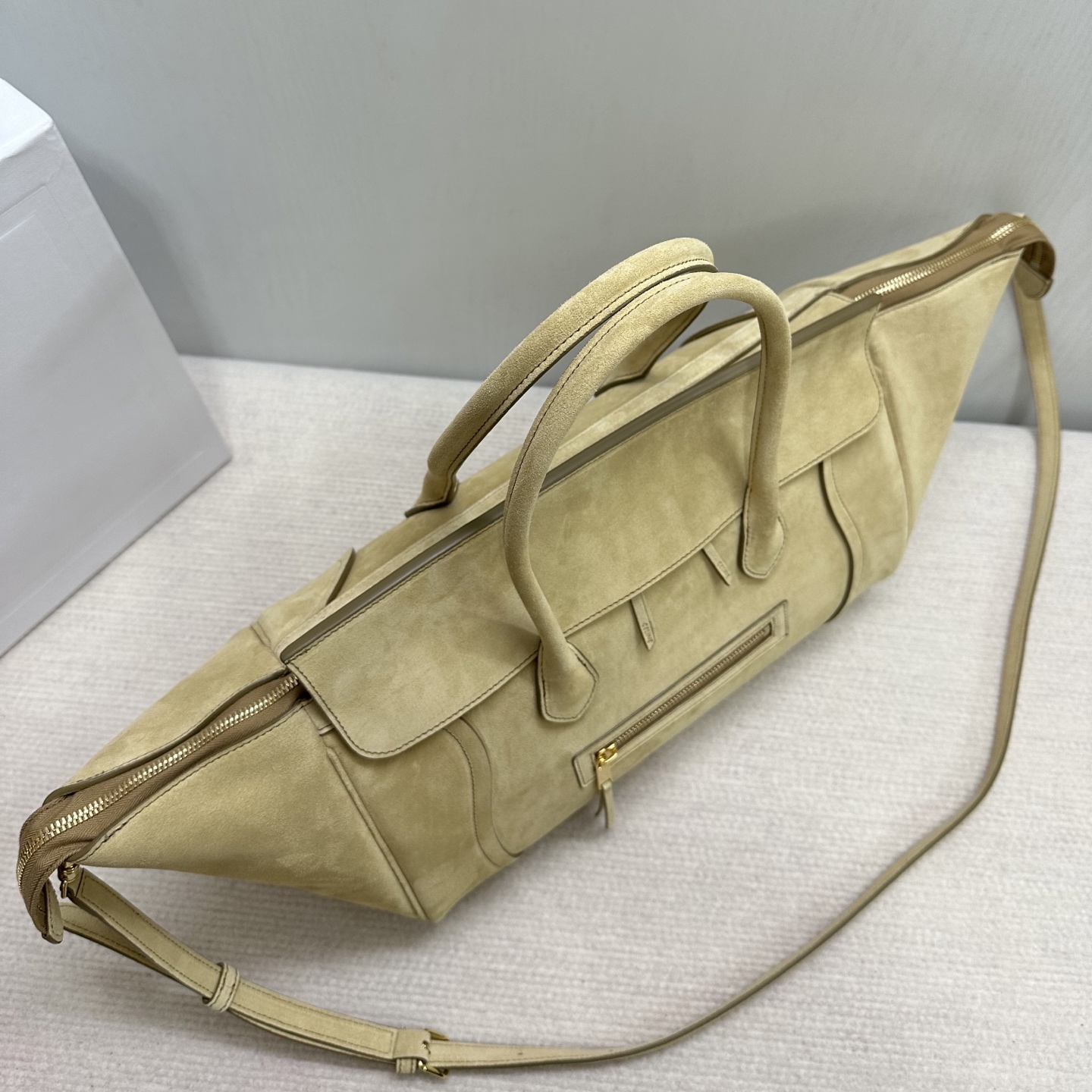 [TOP] CELINE Suede Luggage Bag 56x16.5x23cm  - Khaki