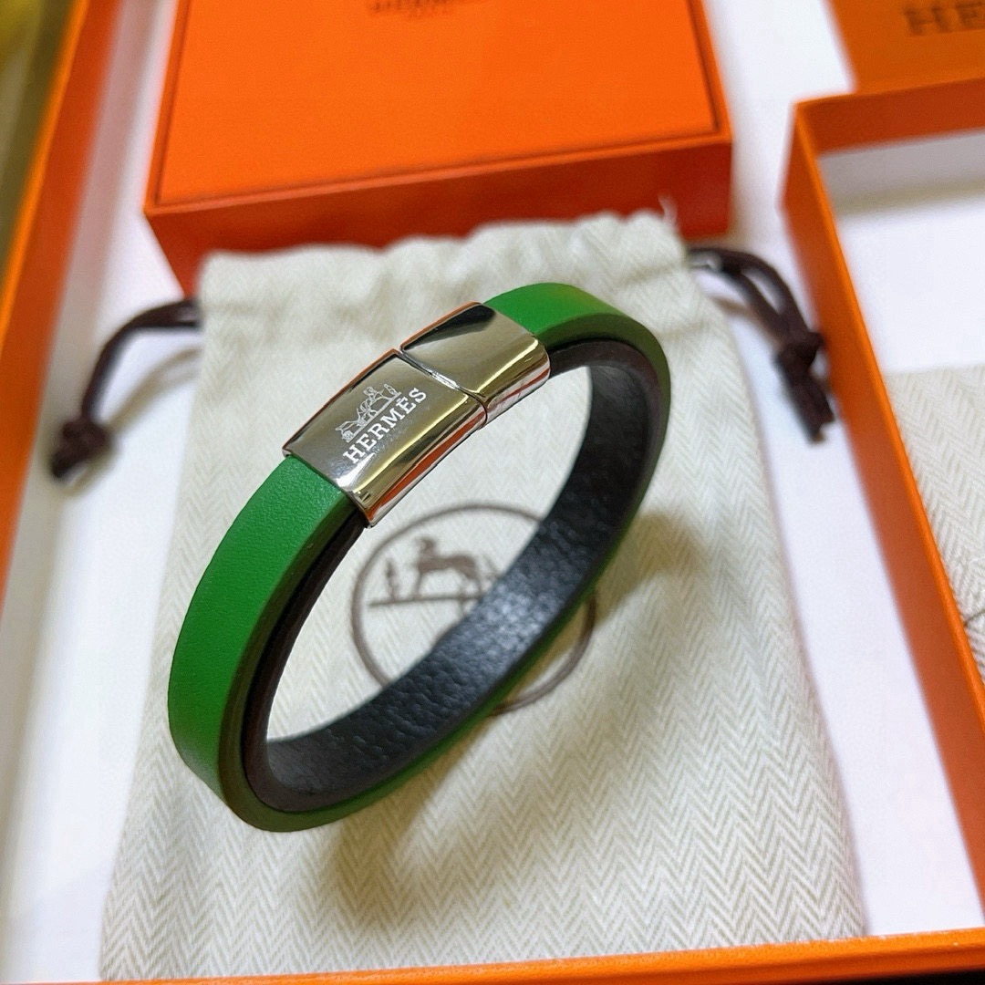 [TOP] HERMES Bracelet- Green