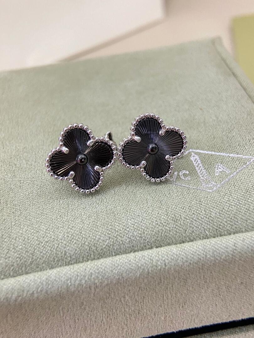 [TOP] Van Cleef & Arpels VCA Vintage Alhambra Earrings - Black