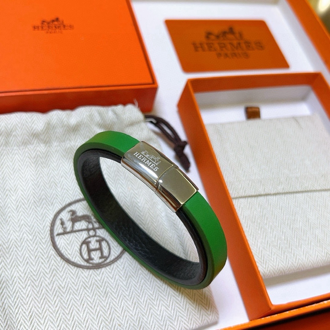 [TOP] HERMES Bracelet- Green