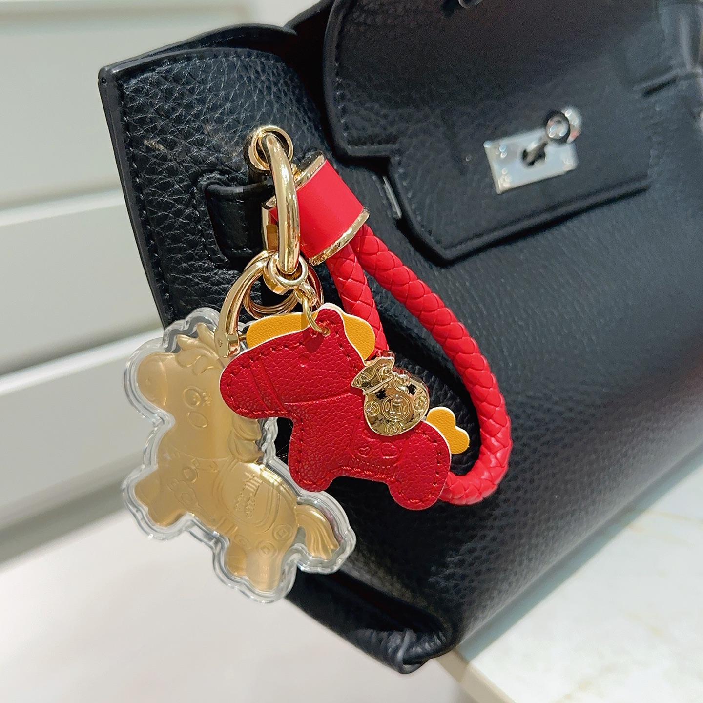 [TOP] HERMES Key Chain - Gold