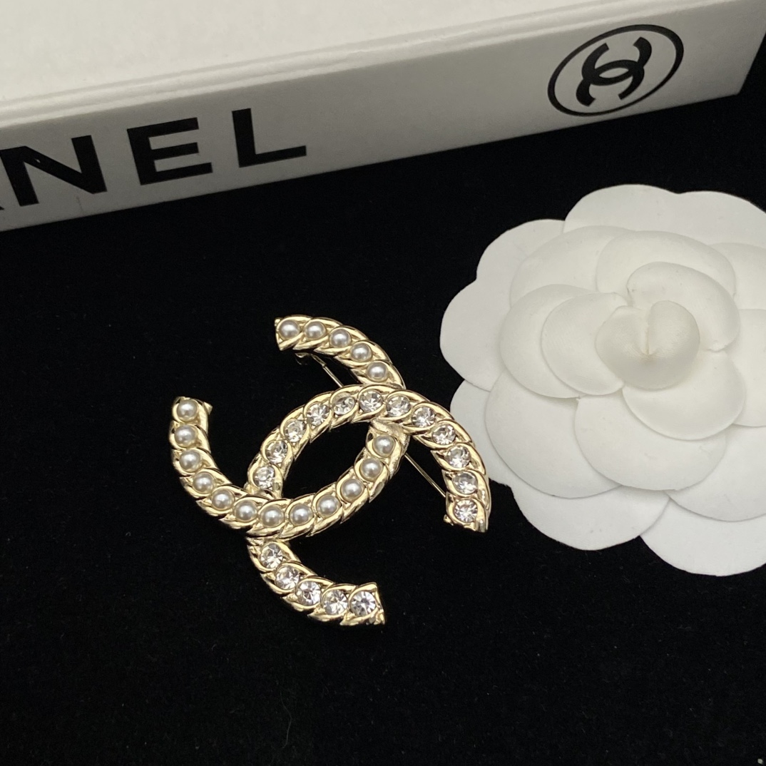 [TOP] CHANEL Brooch - Gold - 711 Luxury
