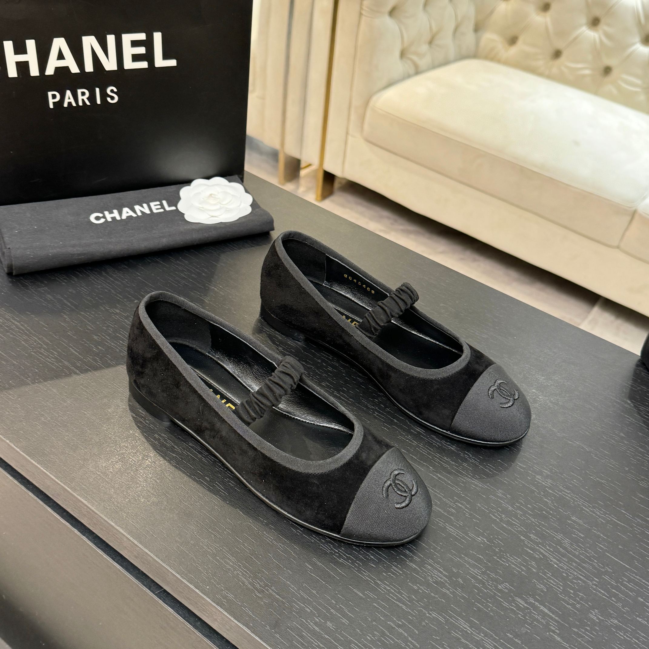 [TOP] CHANEL Flat Shoes - 3 Colors