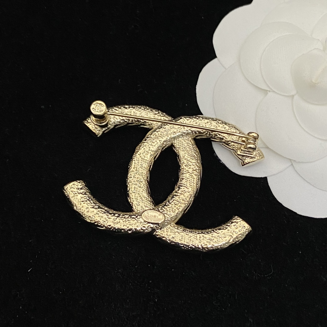 [TOP] CHANEL Brooch - Gold - 711 Luxury