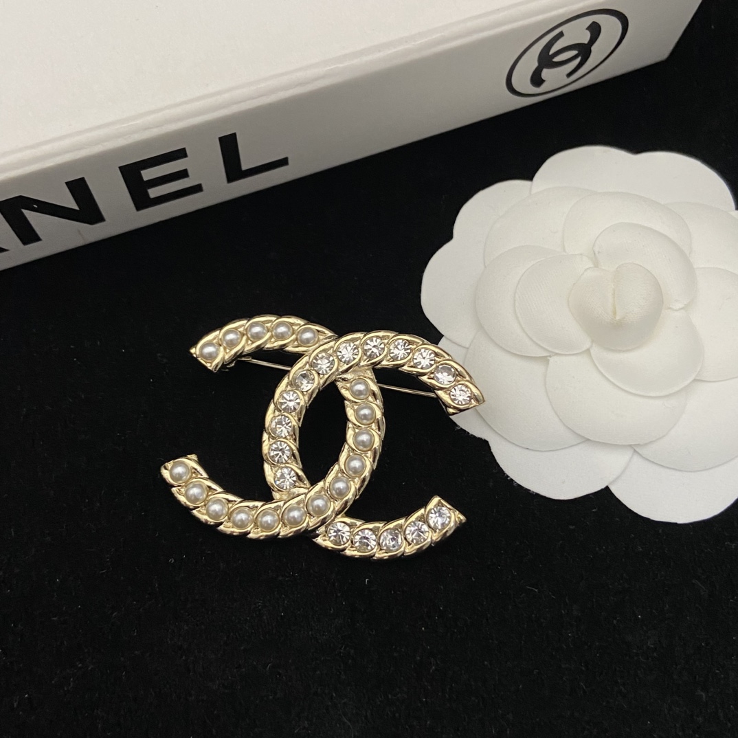 [TOP] CHANEL Brooch - Gold - 711 Luxury