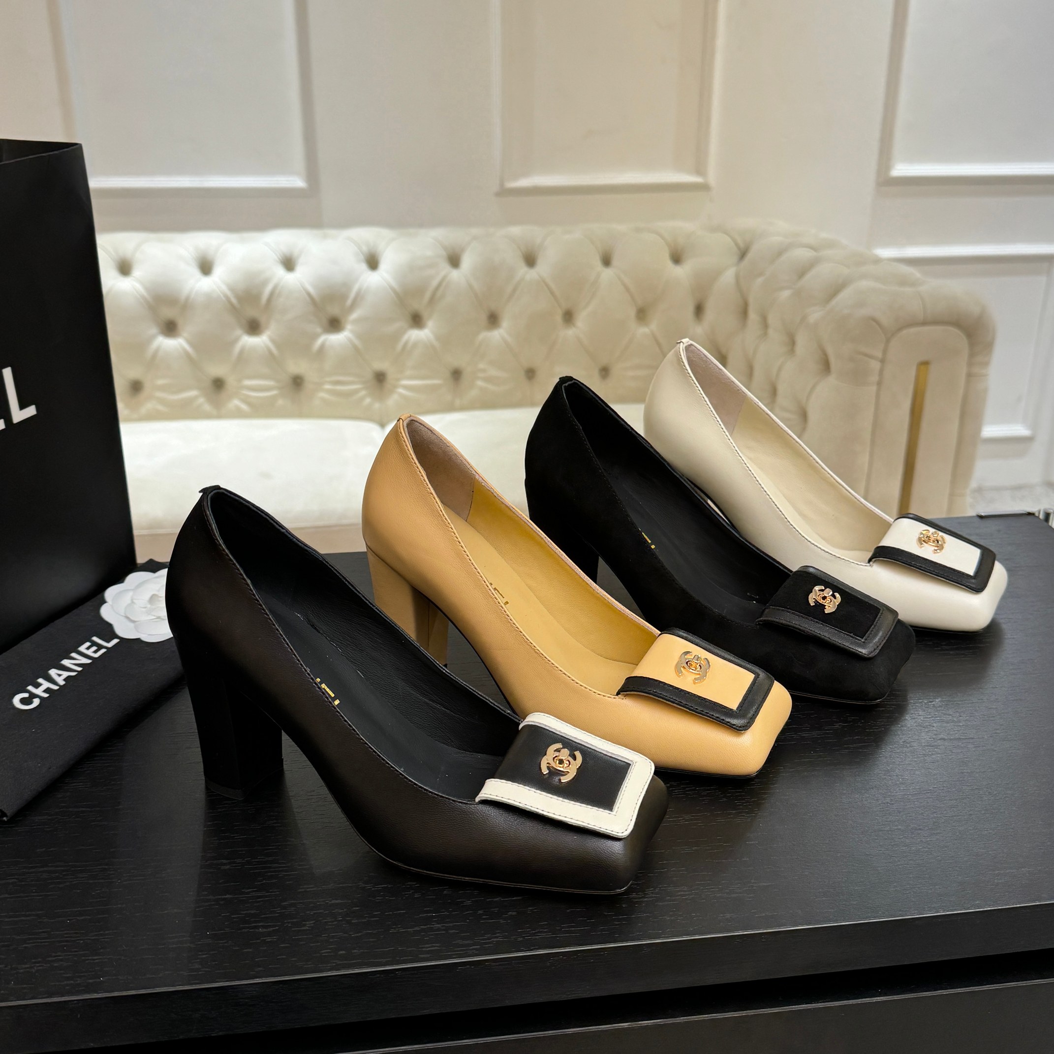 [TOP] CHANEL CC Pumps - 4 Color