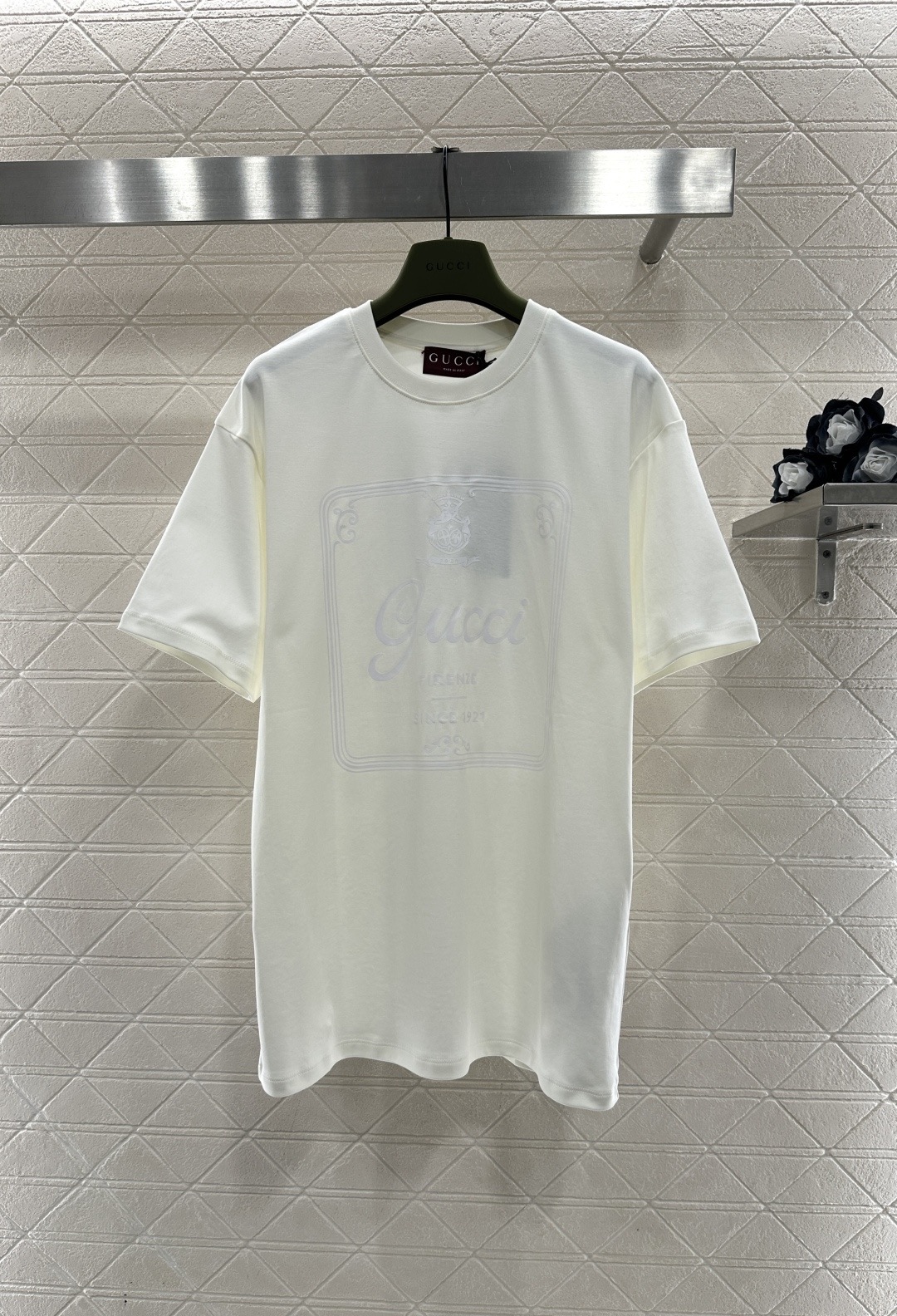 [TOP] GUCCI T-Shirt -  Beige