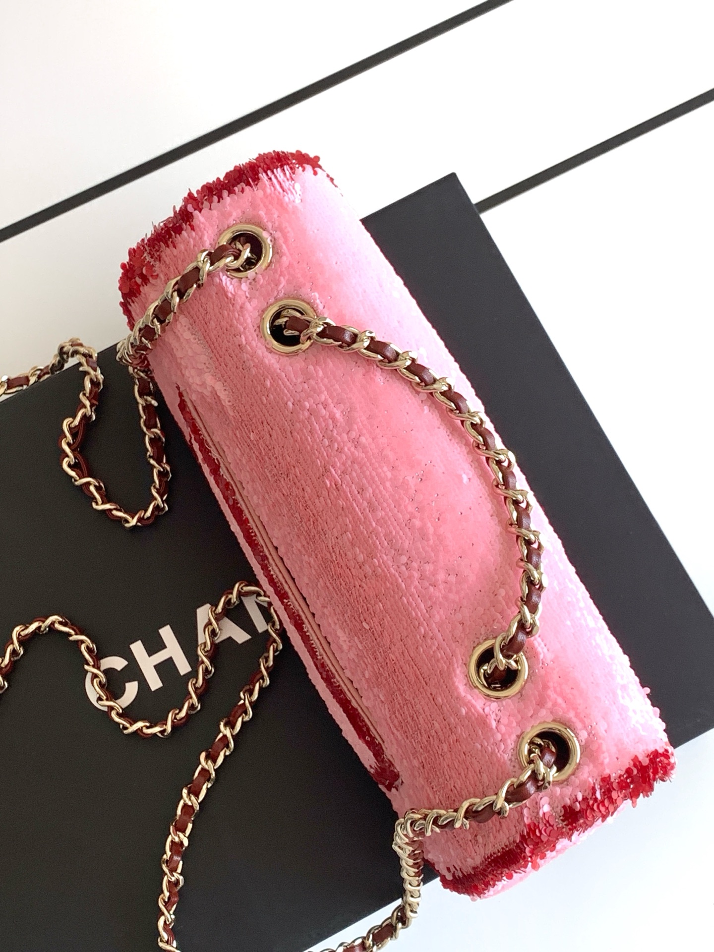 [TOP] CHANEL Classic Flap Bag CF Sequins 21*14*8cm - Pink