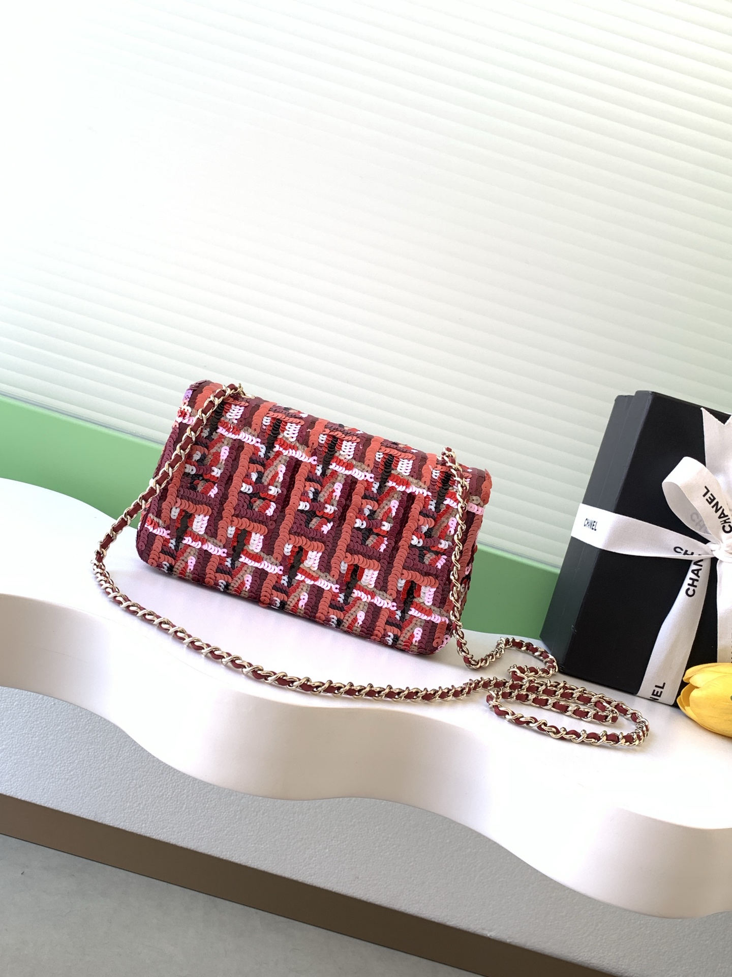 [TOP] CHANEL Classic Flap Bag CF Sequins 21*14*8cm - Red