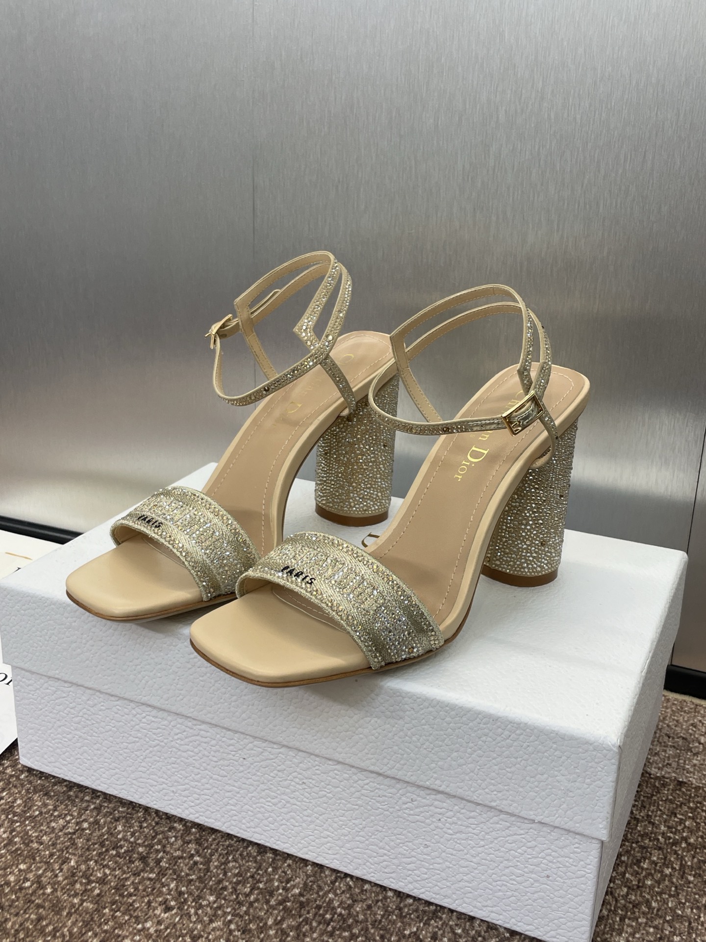 [TOP] Christian Dior 9.5cm High Heel Sandals - Gold
