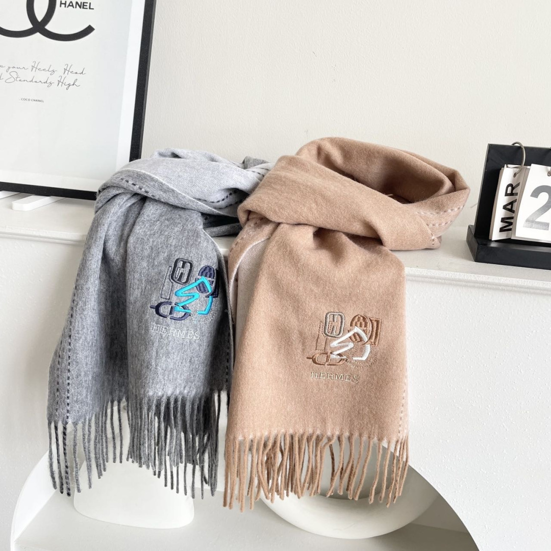 [TOP] HERMES Cashmere Scarf 32x180cm - 2 Colors