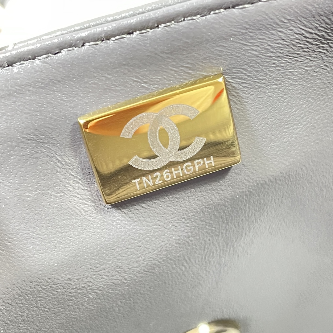 [TOP] CHANEL Flab Bag 20*14*7cm - Grey