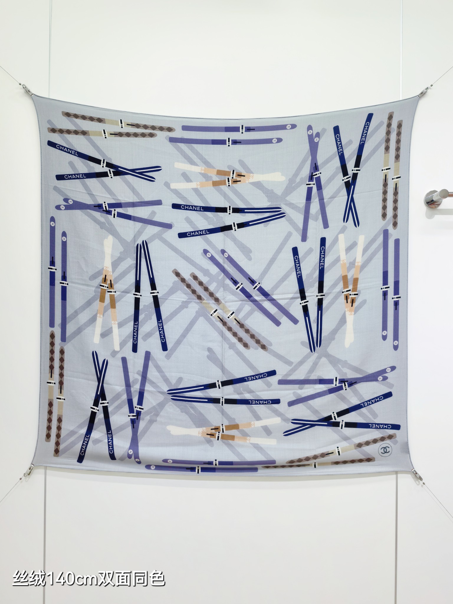 [TOP] CHANEL 70% Cashmere + 30% Silk Scarf 140x140 cm - Blue