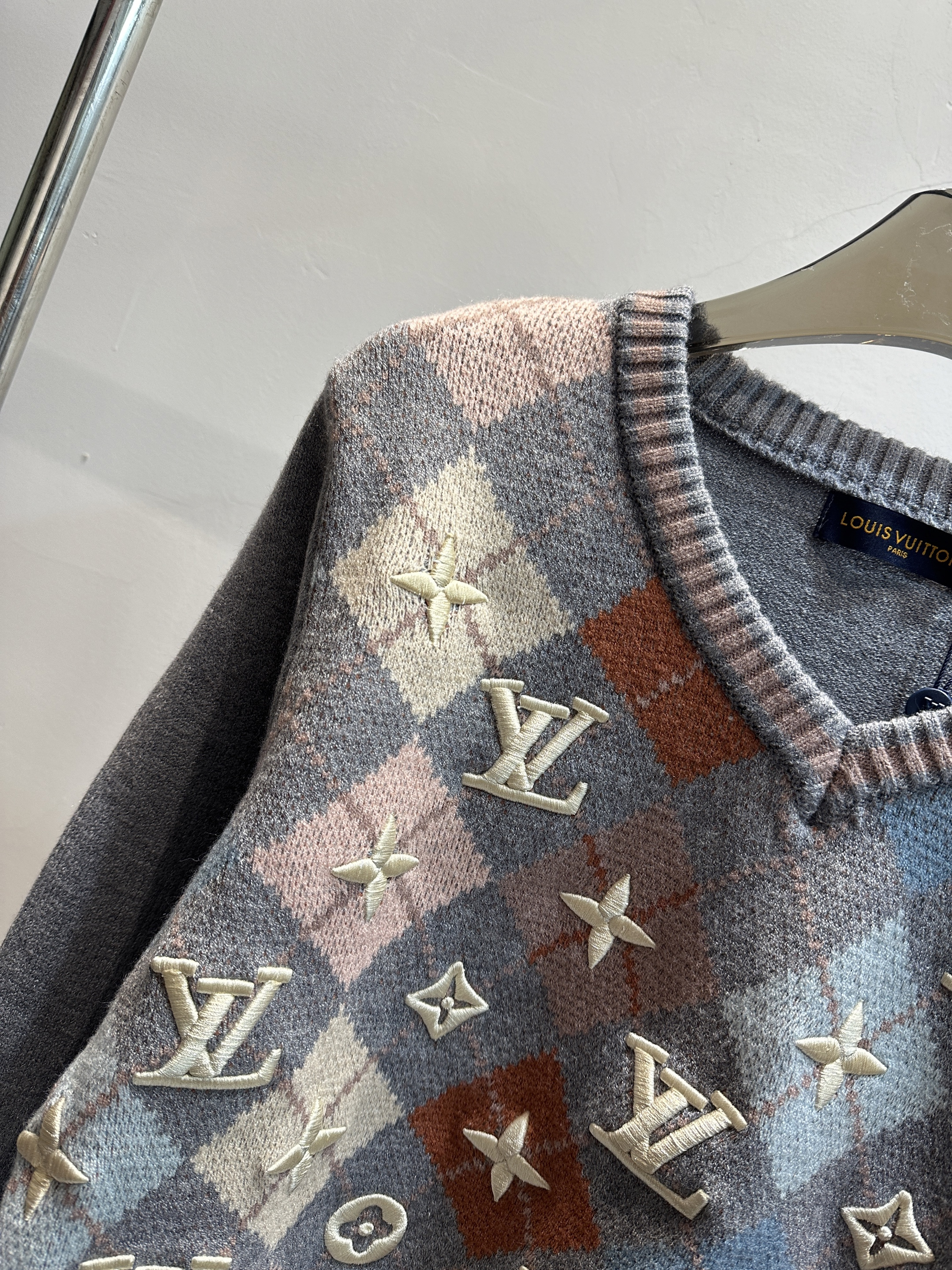 [TOP] Louis Vuitton LV Sweater -  Grey