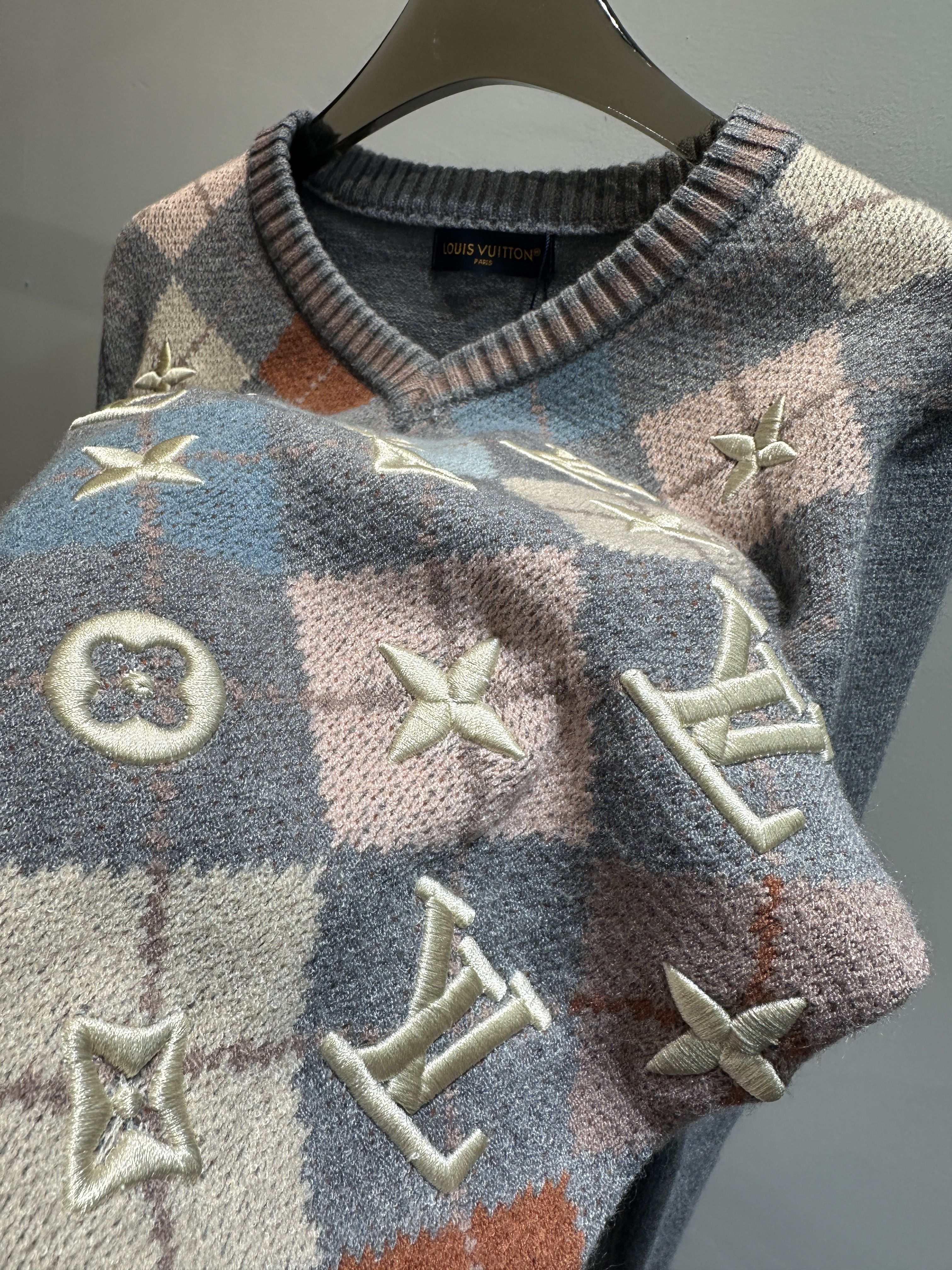[TOP] Louis Vuitton LV Sweater -  Grey