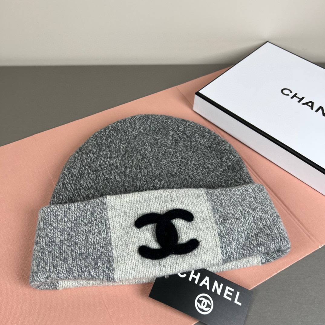 [TOP] CHANEL Knitted Hat - 2 Colour