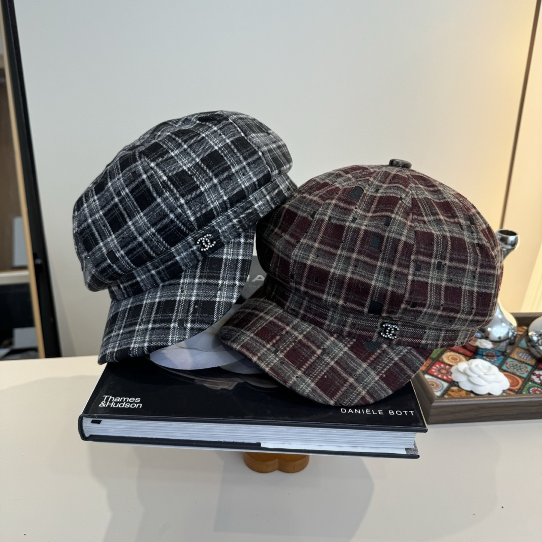 [TOP] CHANEL Beret Hat - 2 Colors