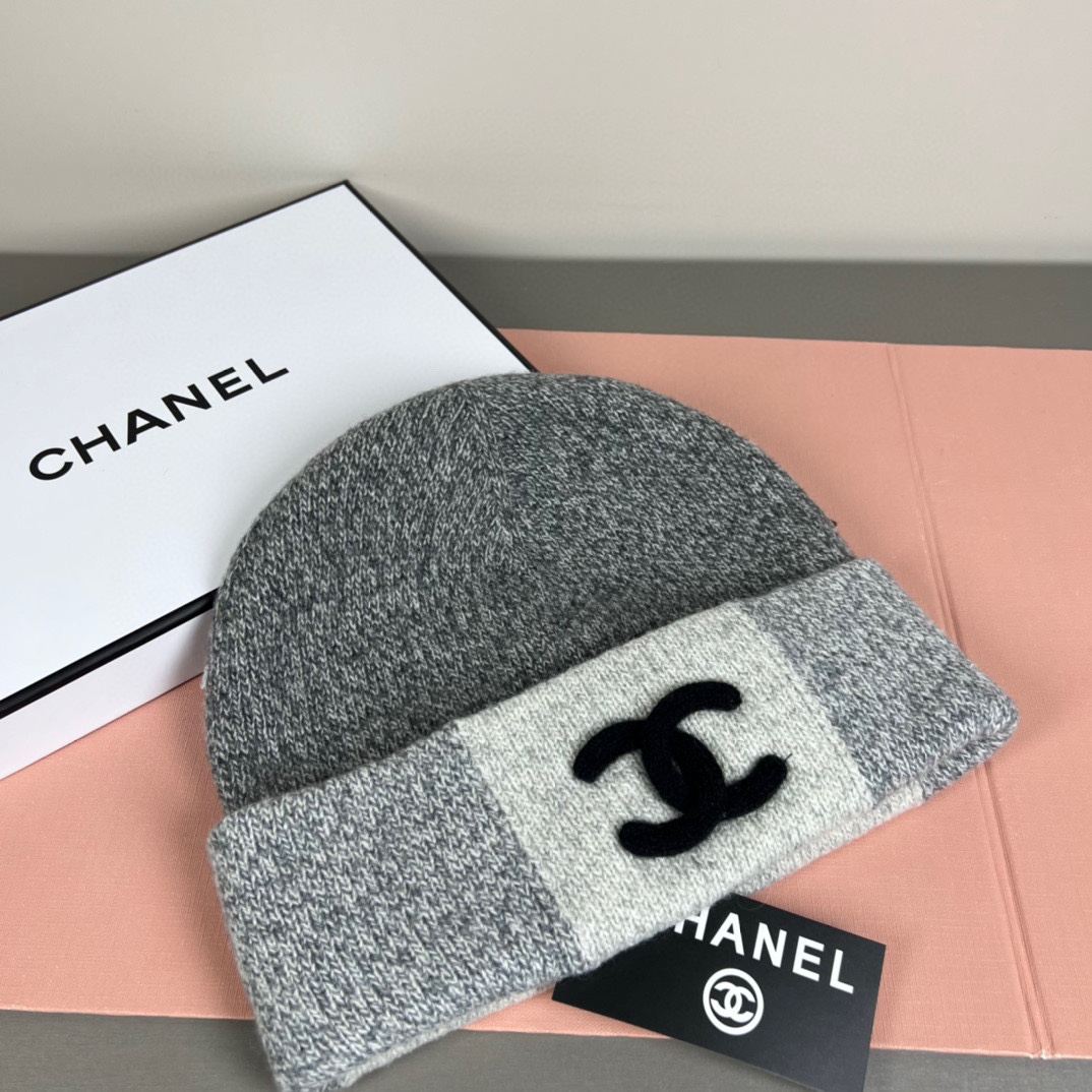 [TOP] CHANEL Knitted Hat - 2 Colour