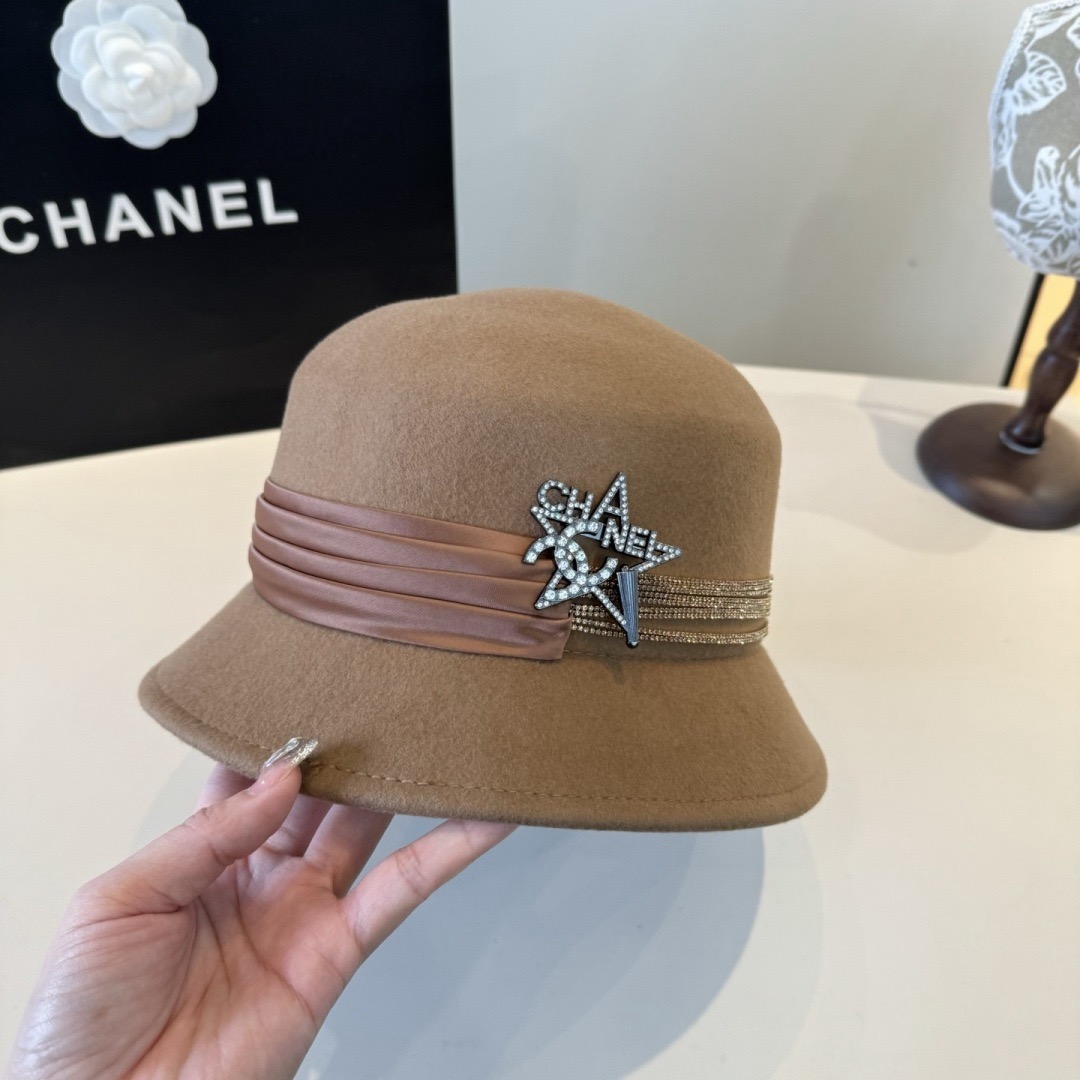 [TOP] CHANEL Bowler Hat - Khaki