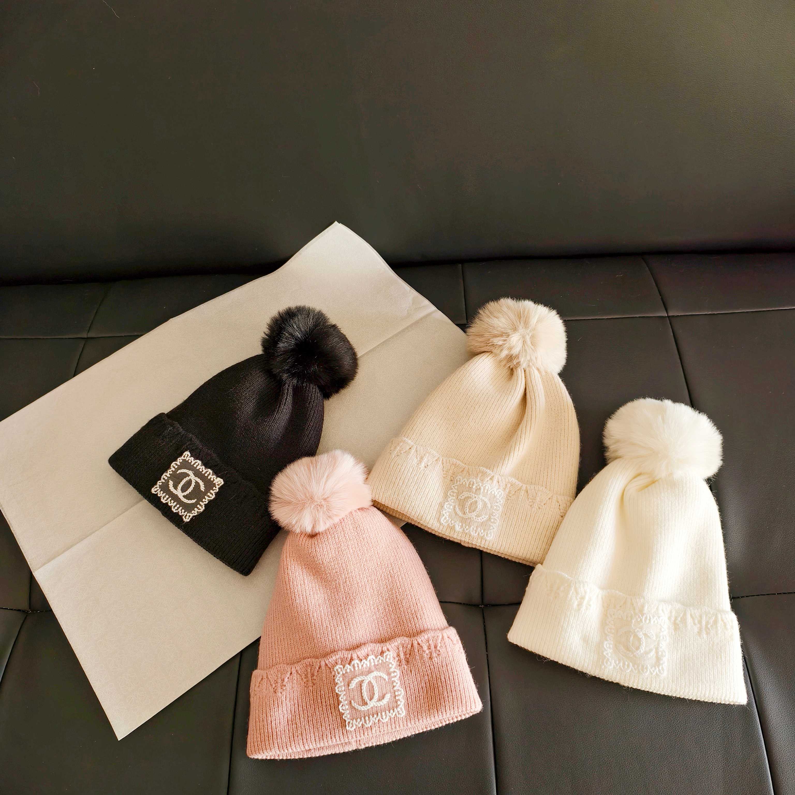 [TOP] CHANEL Knitted Hat - 4 Colour