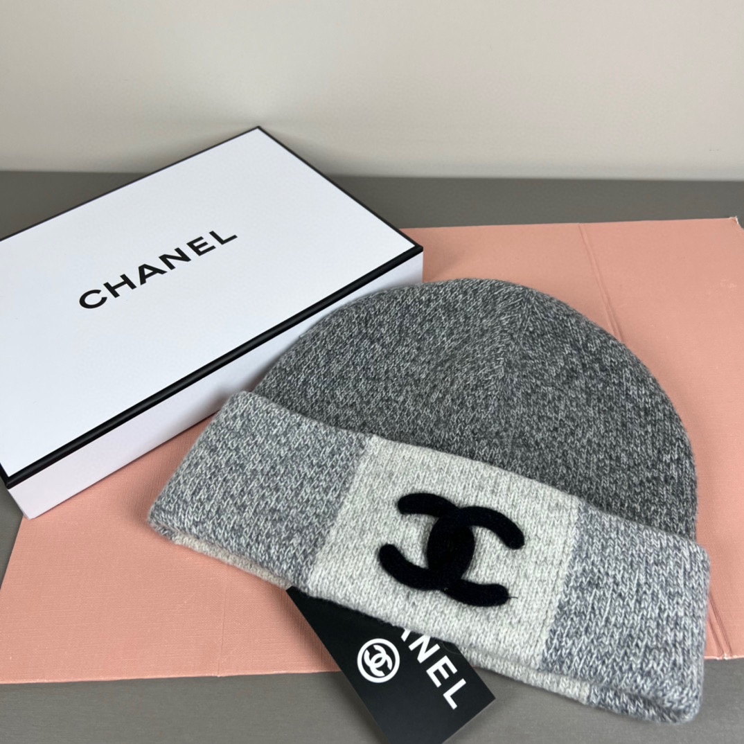 [TOP] CHANEL Knitted Hat - 2 Colour