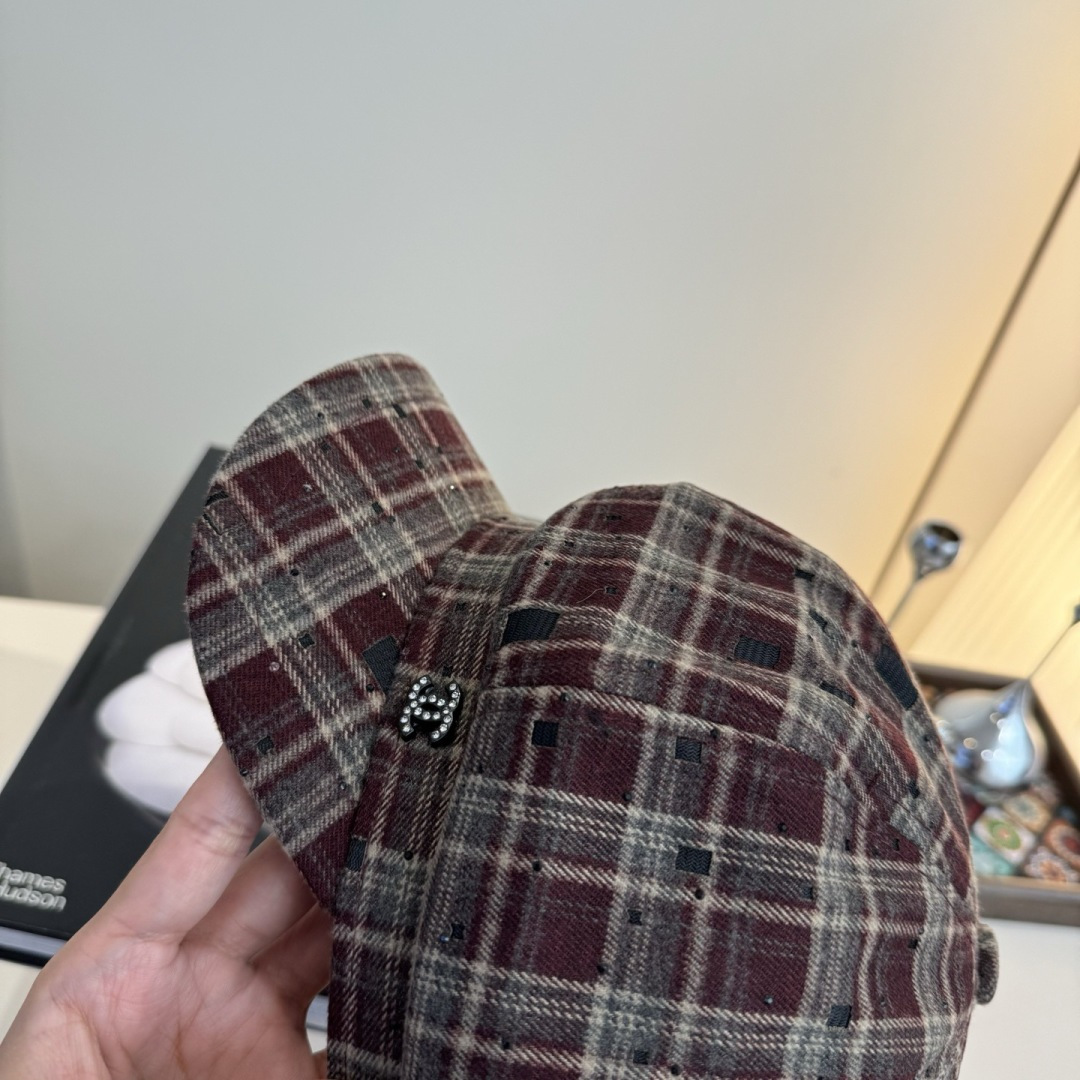 [TOP] CHANEL Beret Hat - 2 Colors - 711 Luxury