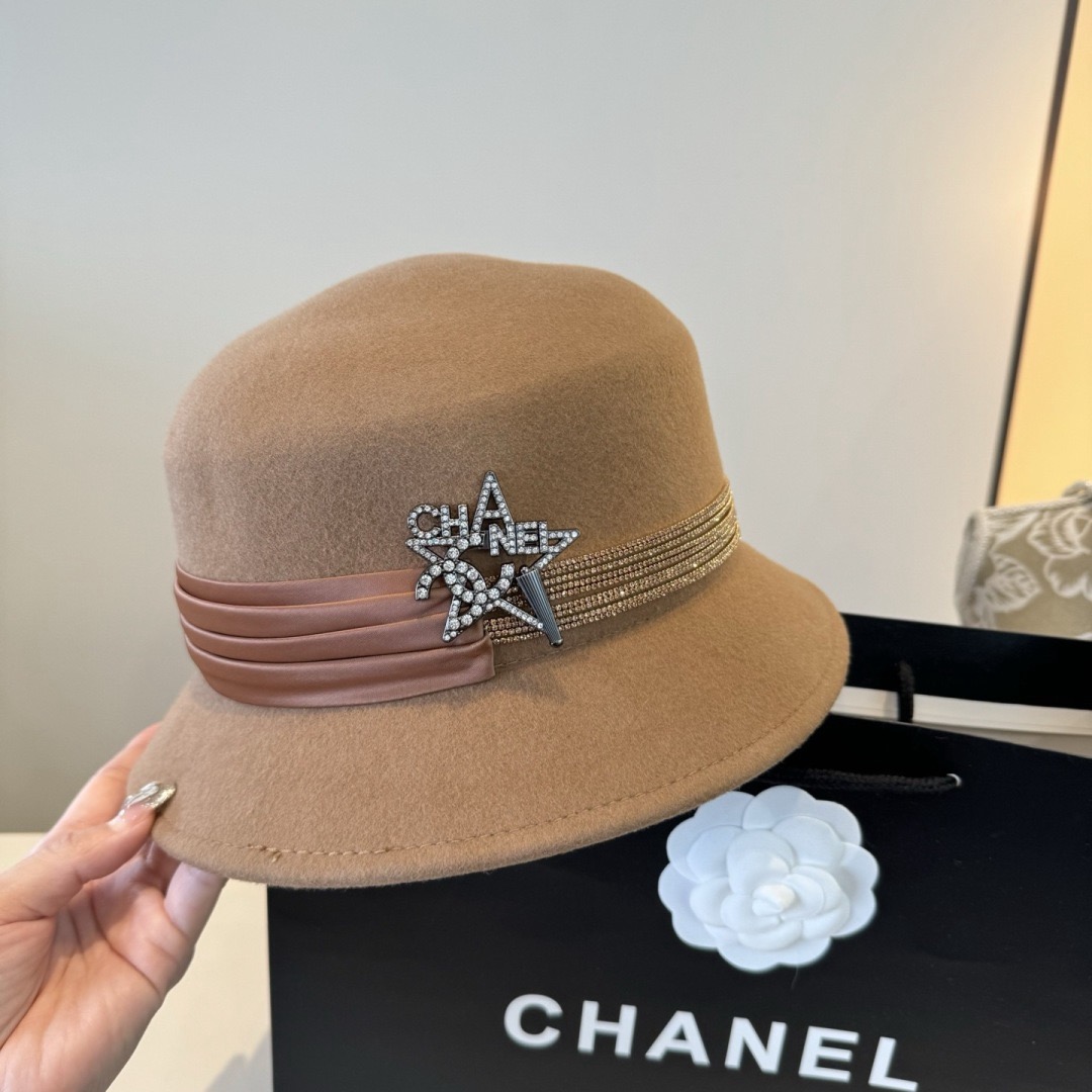[TOP] CHANEL Bowler Hat - Khaki
