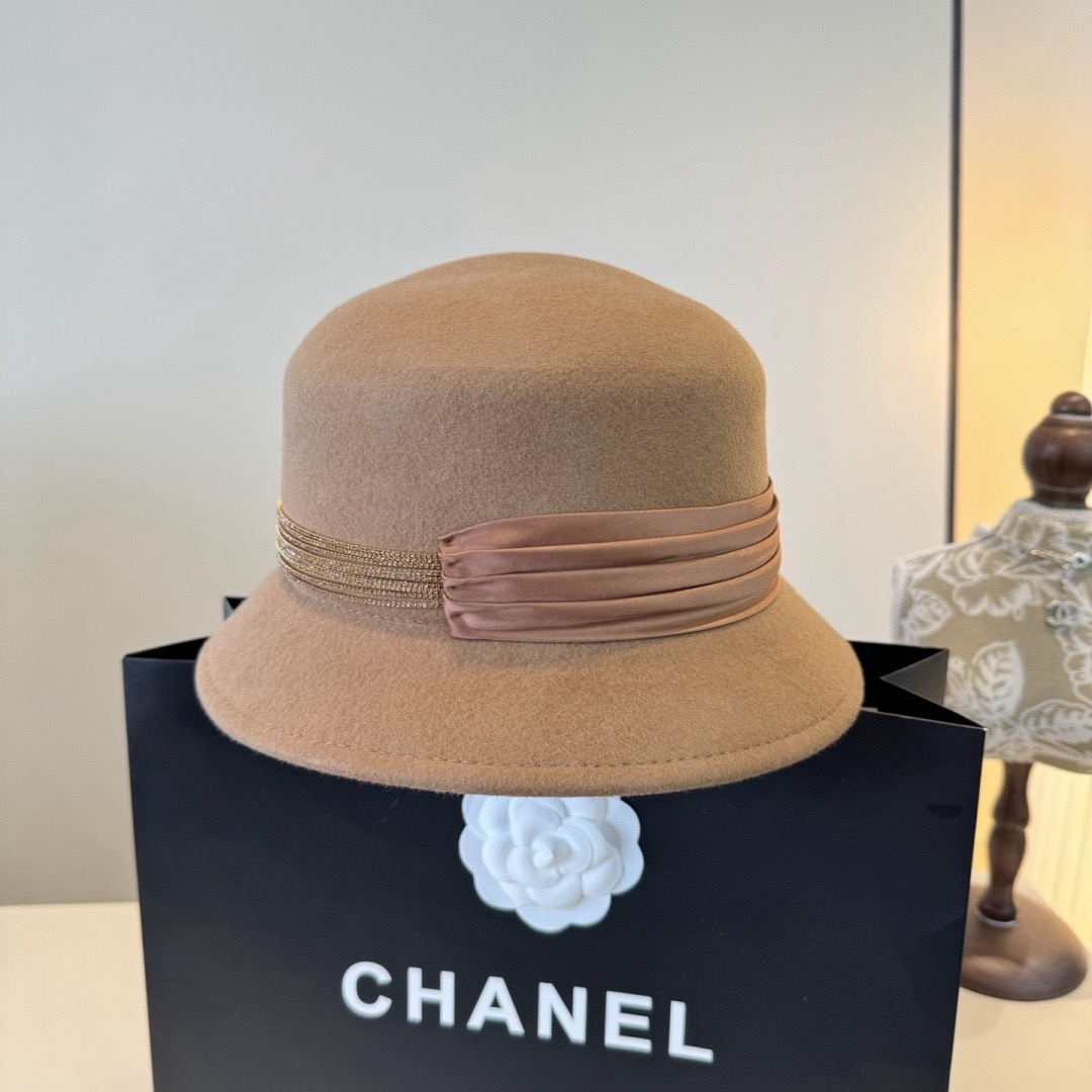 [TOP] CHANEL Bowler Hat - Khaki