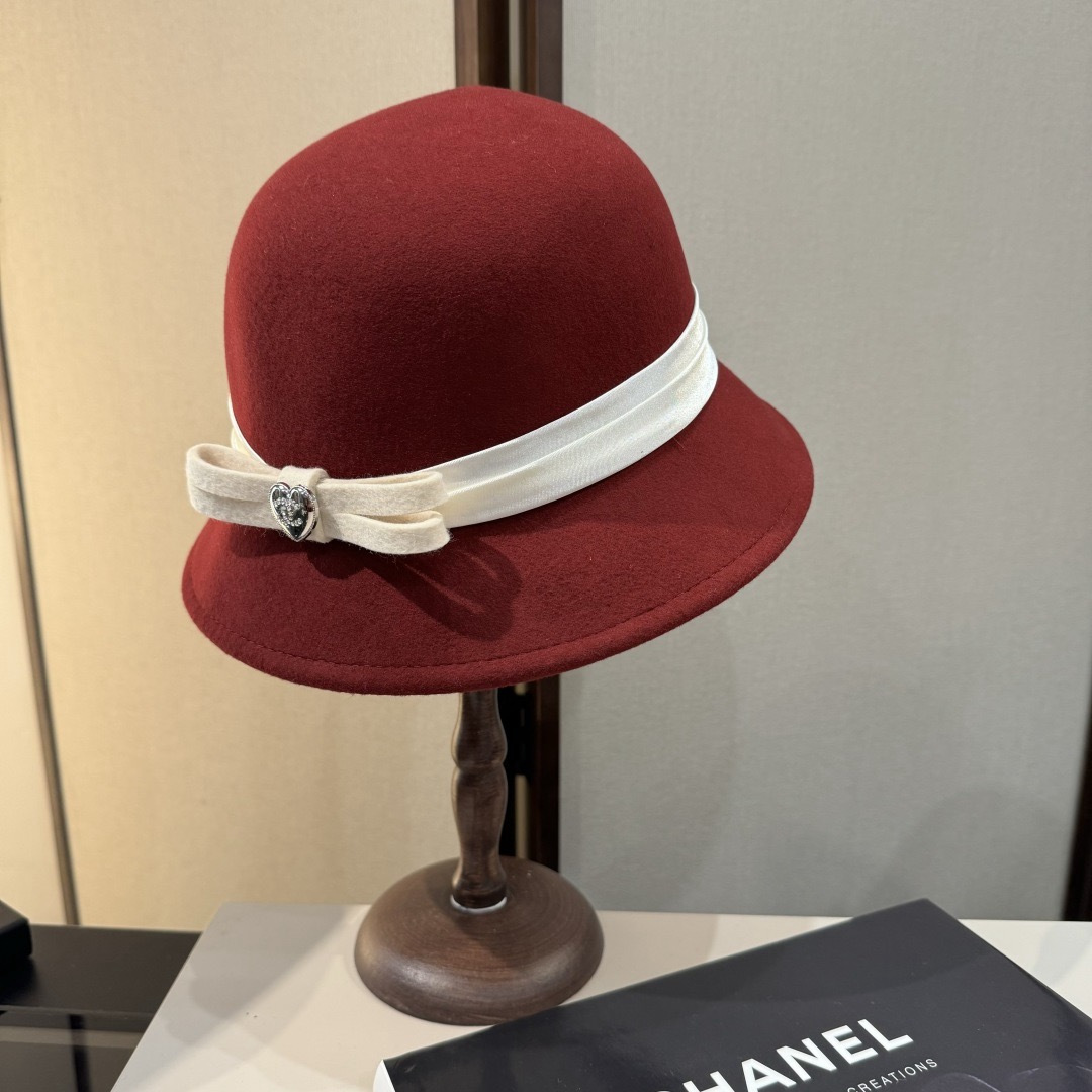 [TOP] CHANEL Bowler Hat - Red