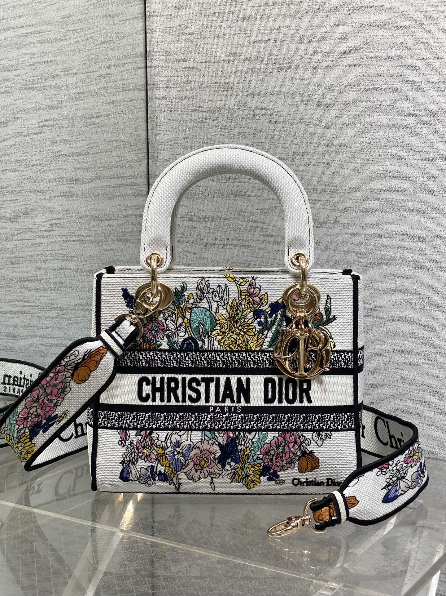 [TOP] Christian Dior Embroidered Lady Bag 24x11x20cm - White