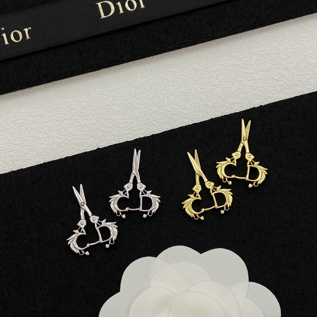 [TOP] Christian Dior Earrings - 2 Colors