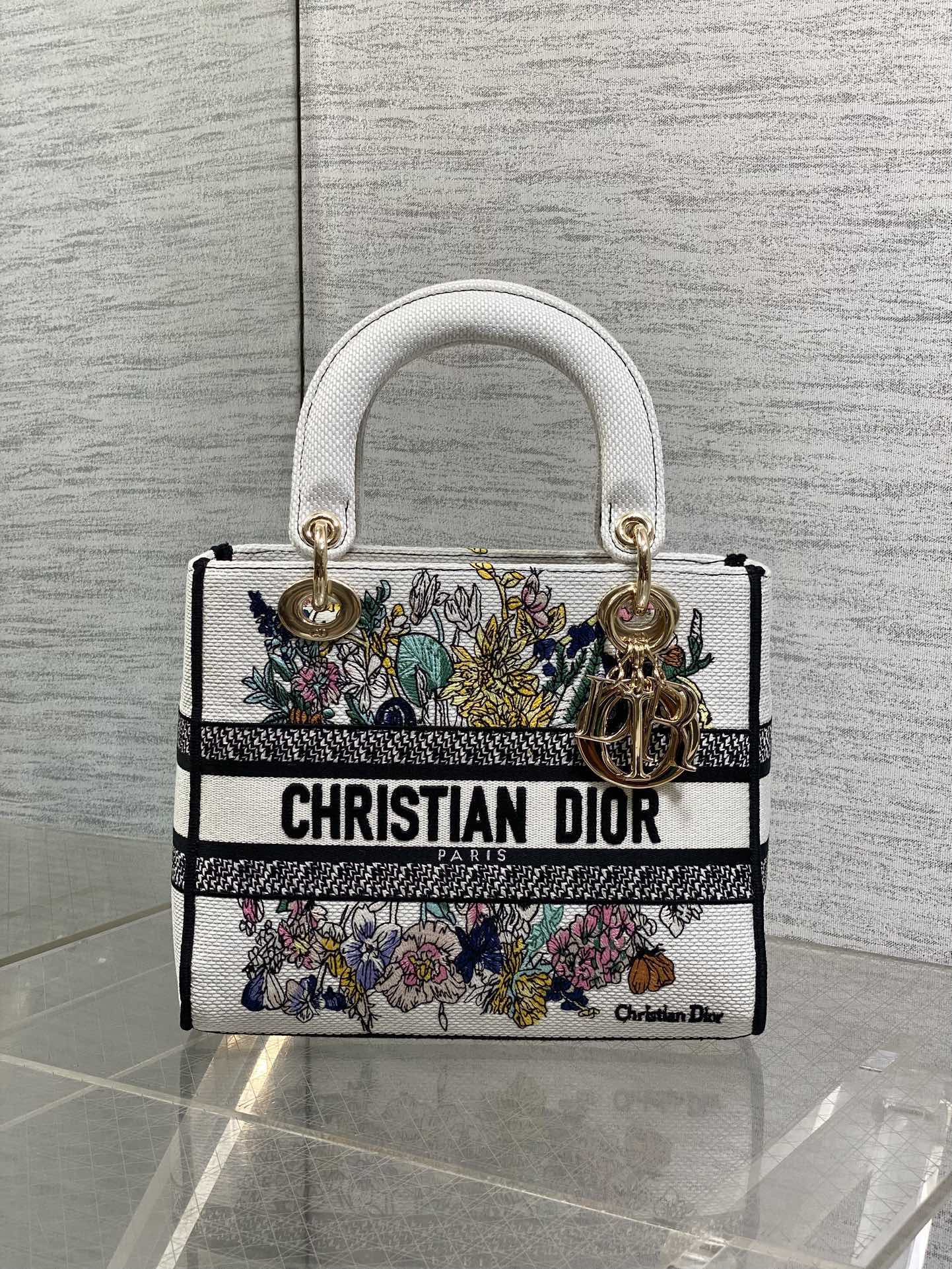 [TOP] Christian Dior Embroidered Lady Bag 24x11x20cm - White