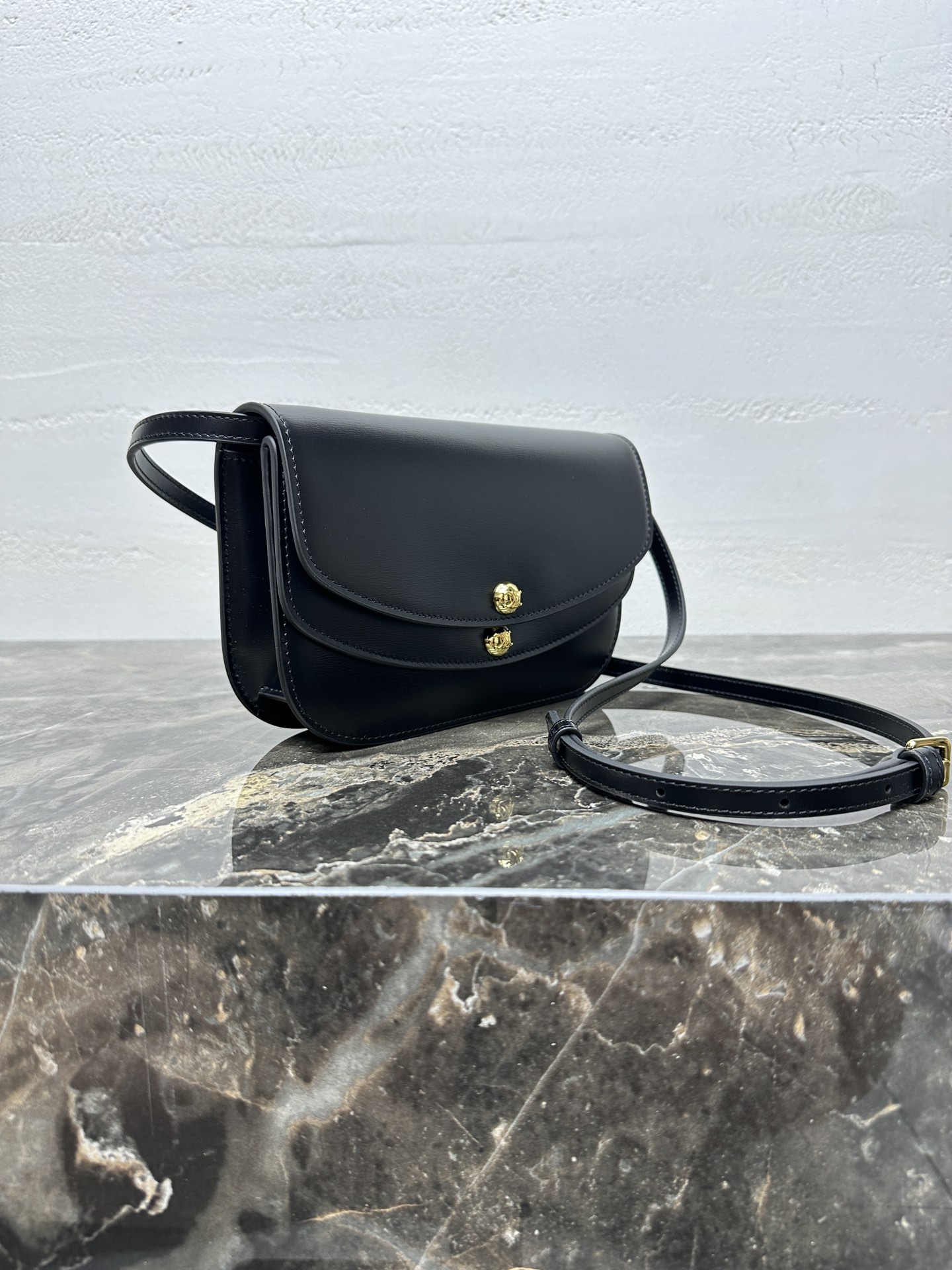 [TOP] CELINE Duo Shoulder Bag 20×13x6cm - Black