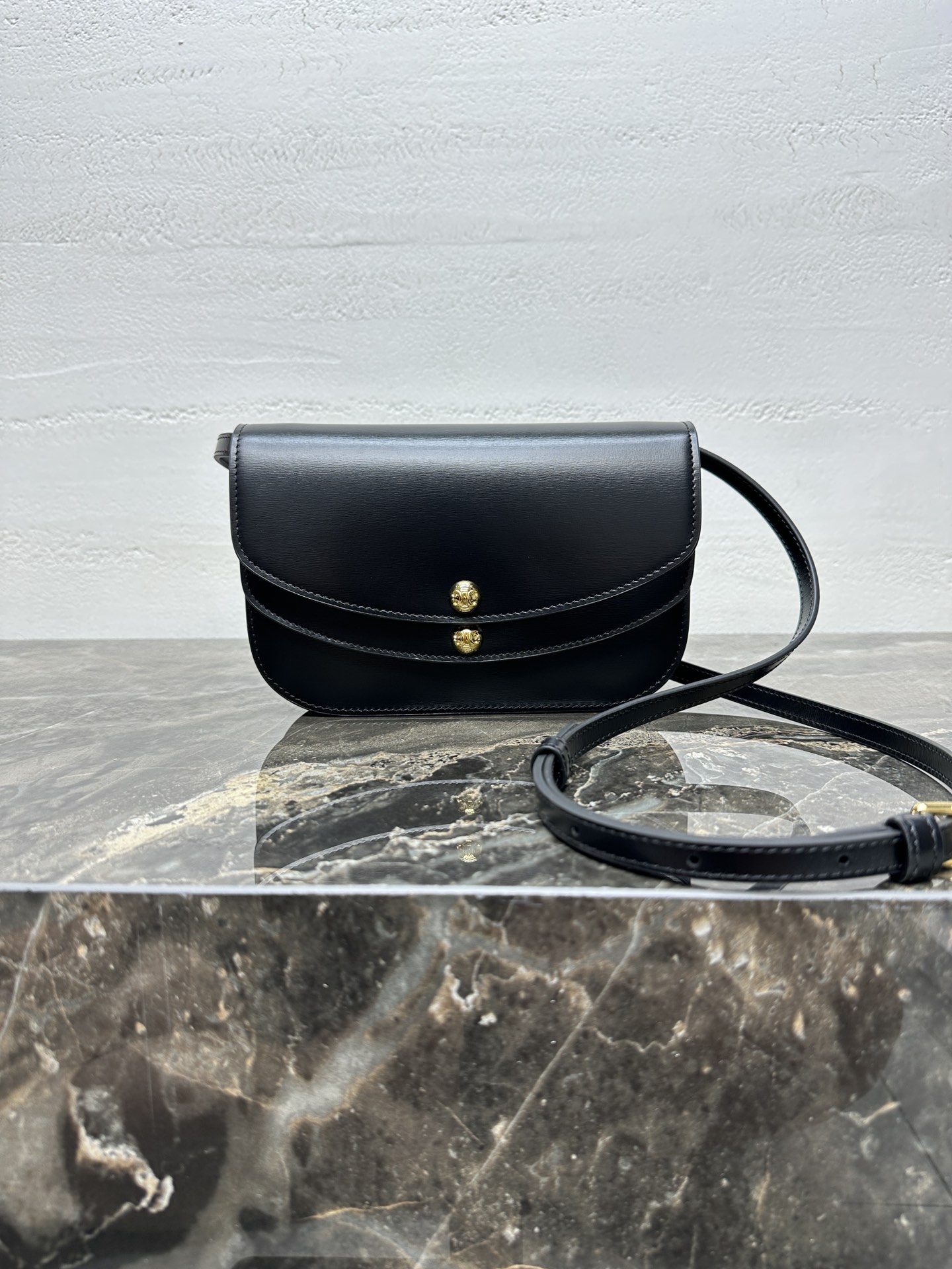 [TOP] CELINE Duo Shoulder Bag 20×13x6cm - Black