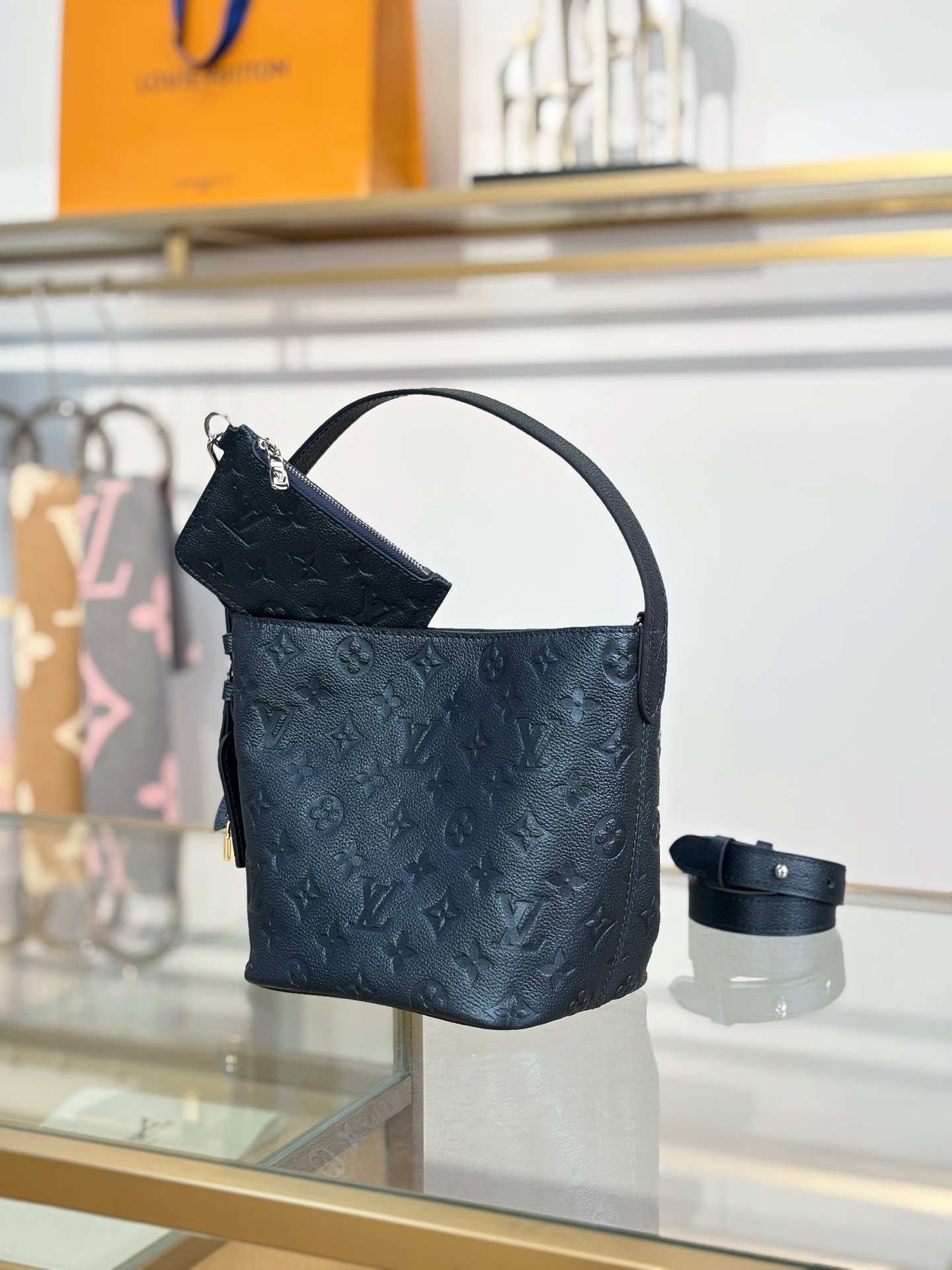 [TOP] Louis Vuitton LV All In BB Bag 16x18x12cm - Pearlescent Blue