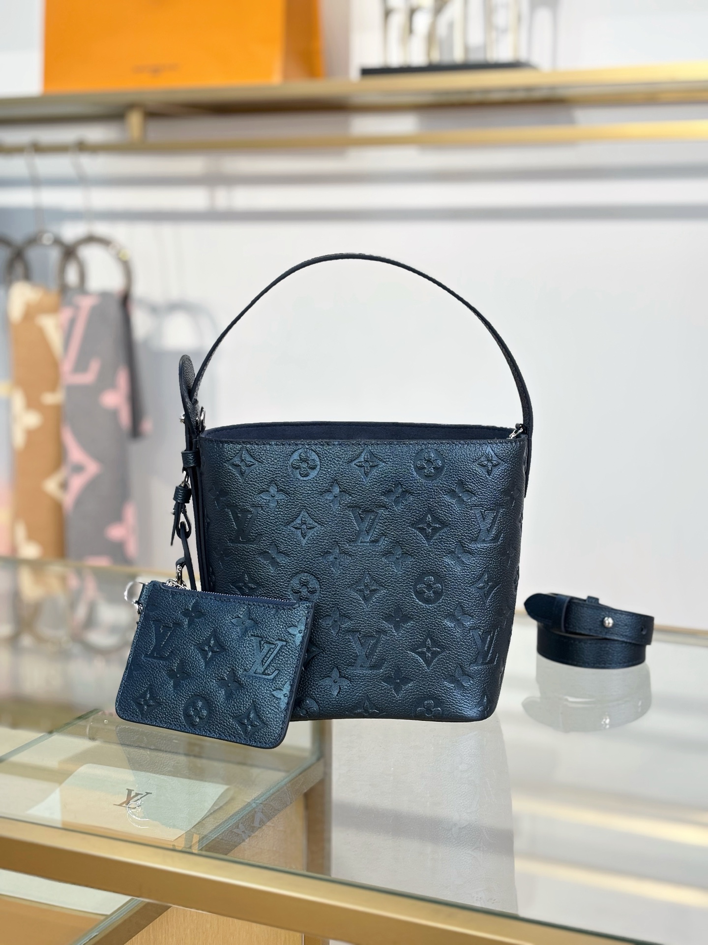 [TOP] Louis Vuitton LV All In BB Bag 16x18x12cm - Pearlescent Blue