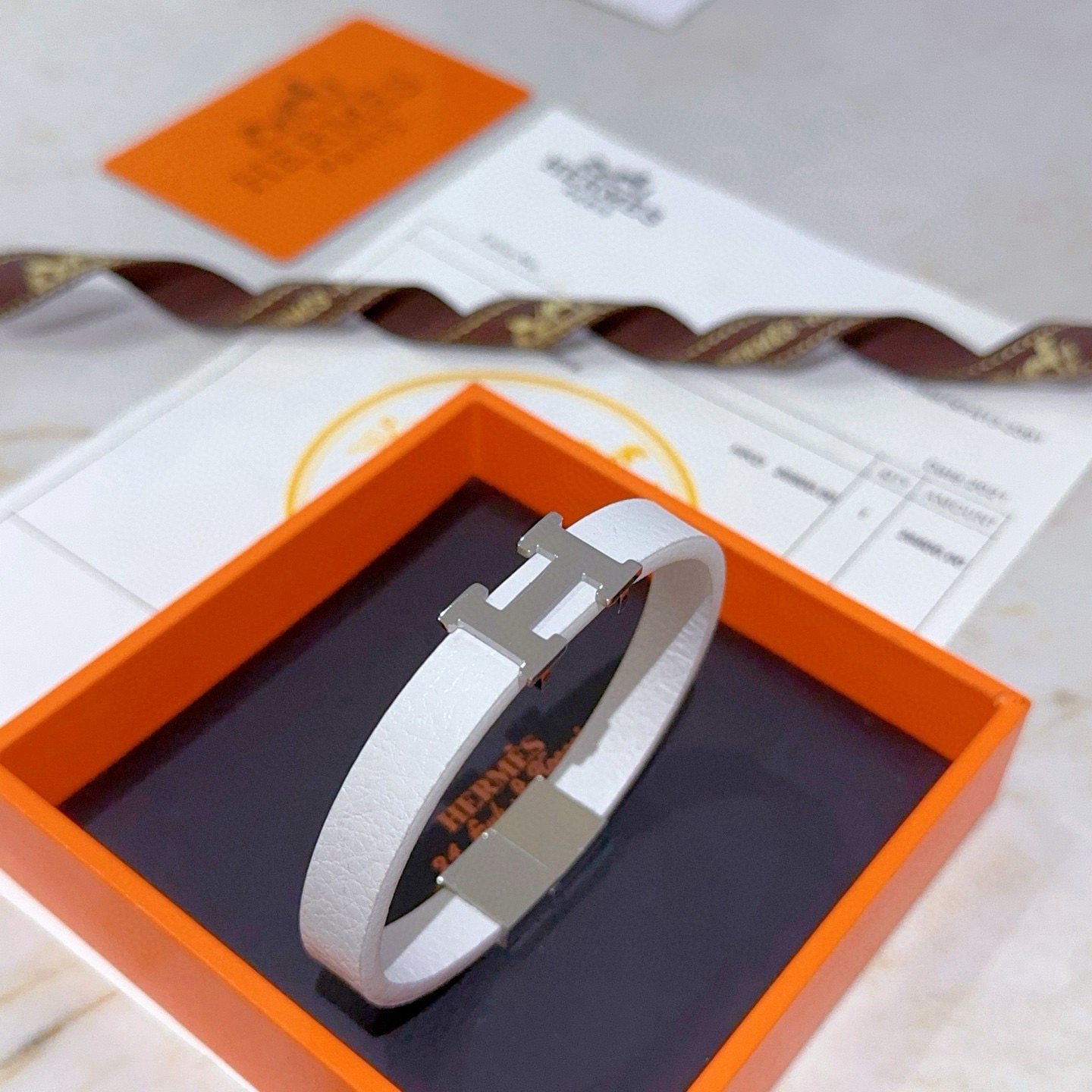 [TOP] HERMES Bracelet- White