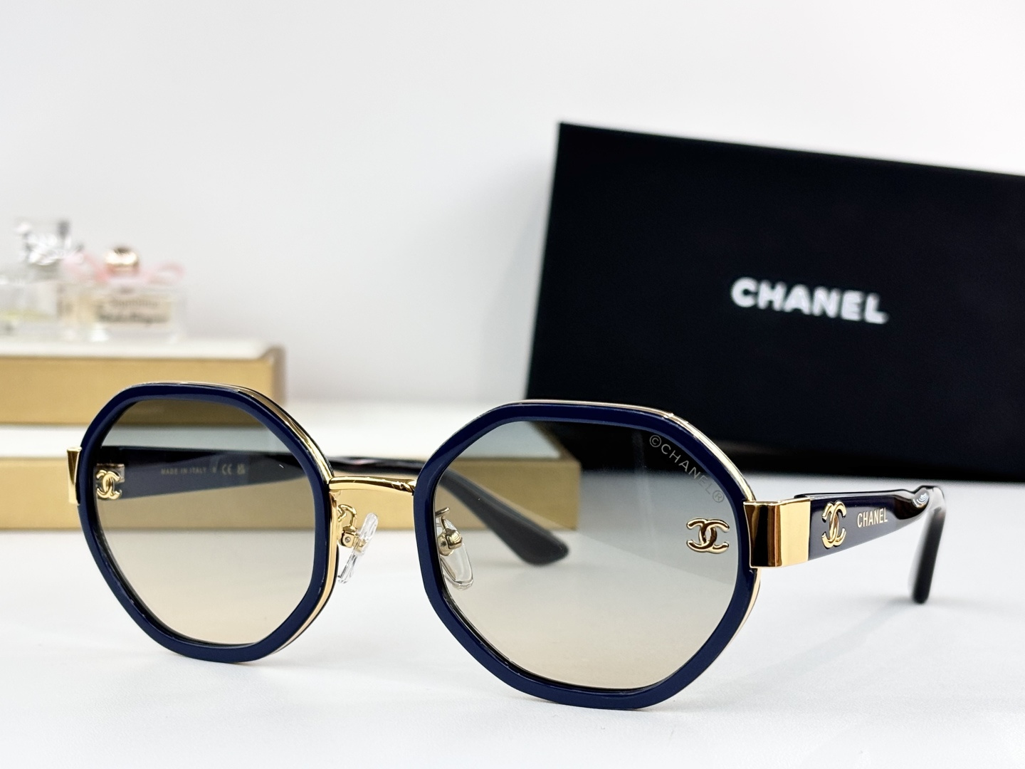 [TOP] CHANEL Sunglasses - 7 Colors