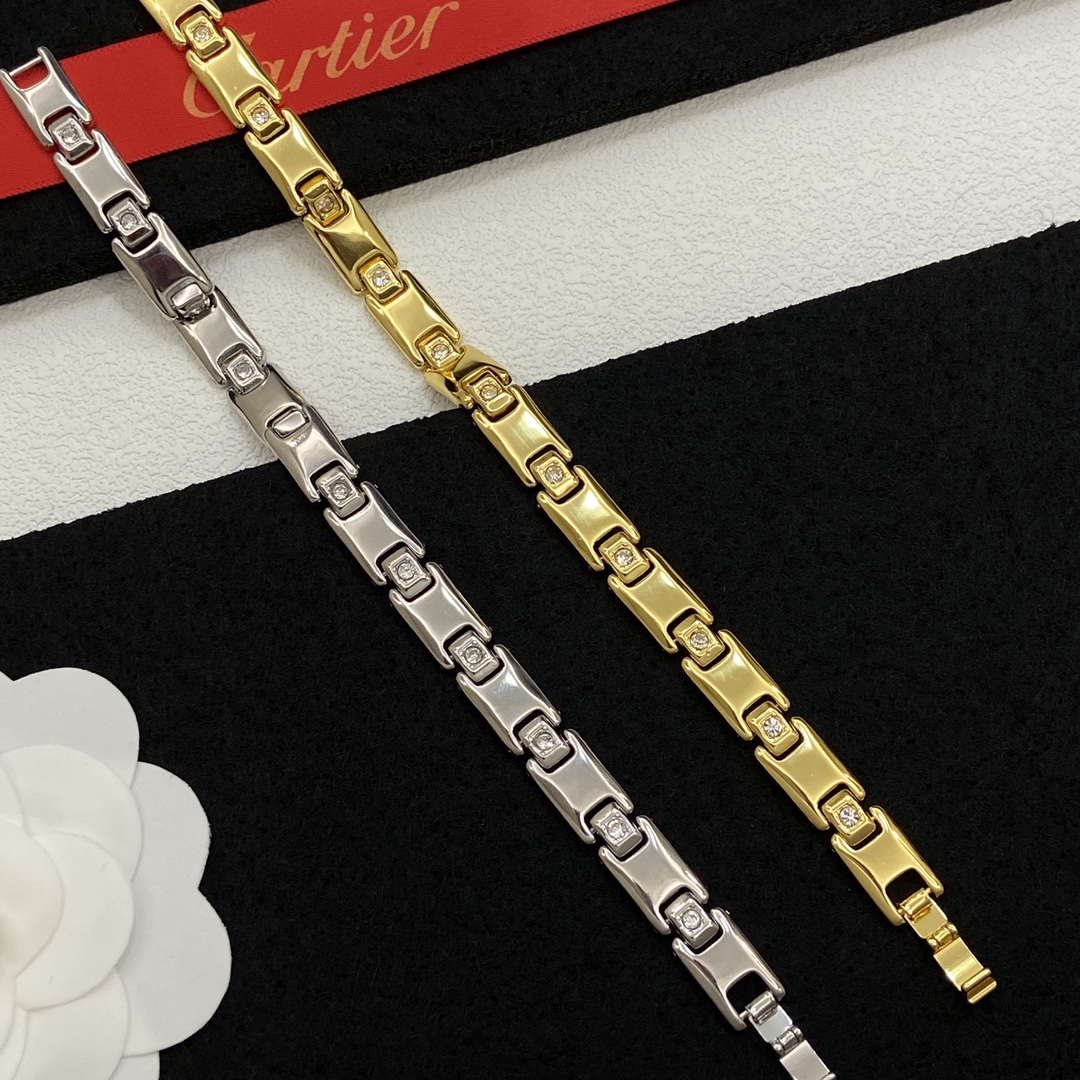 [TOP] Cartier Bracelet - 2 Colors