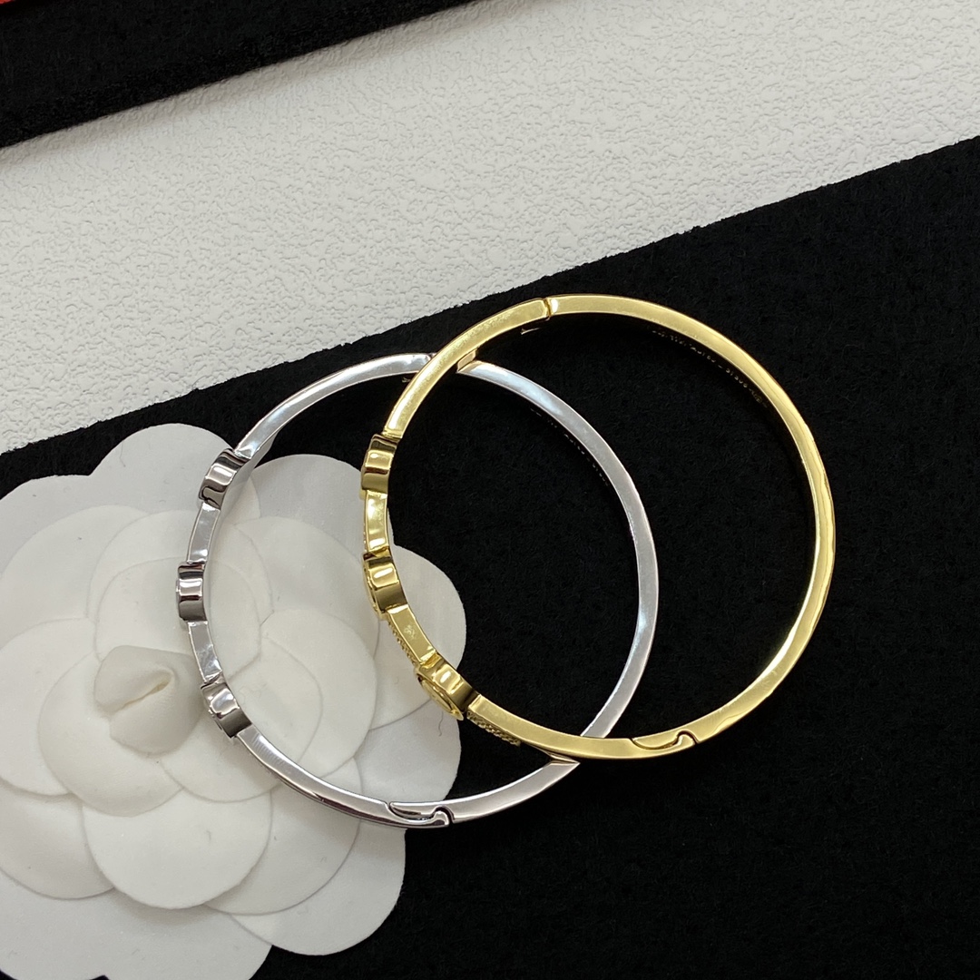 [TOP] Cartier Bracelet - 2 Colors