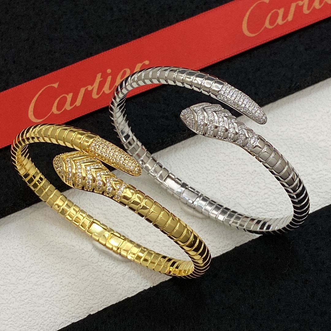 [TOP] Cartier Bracelet - 2 Colors