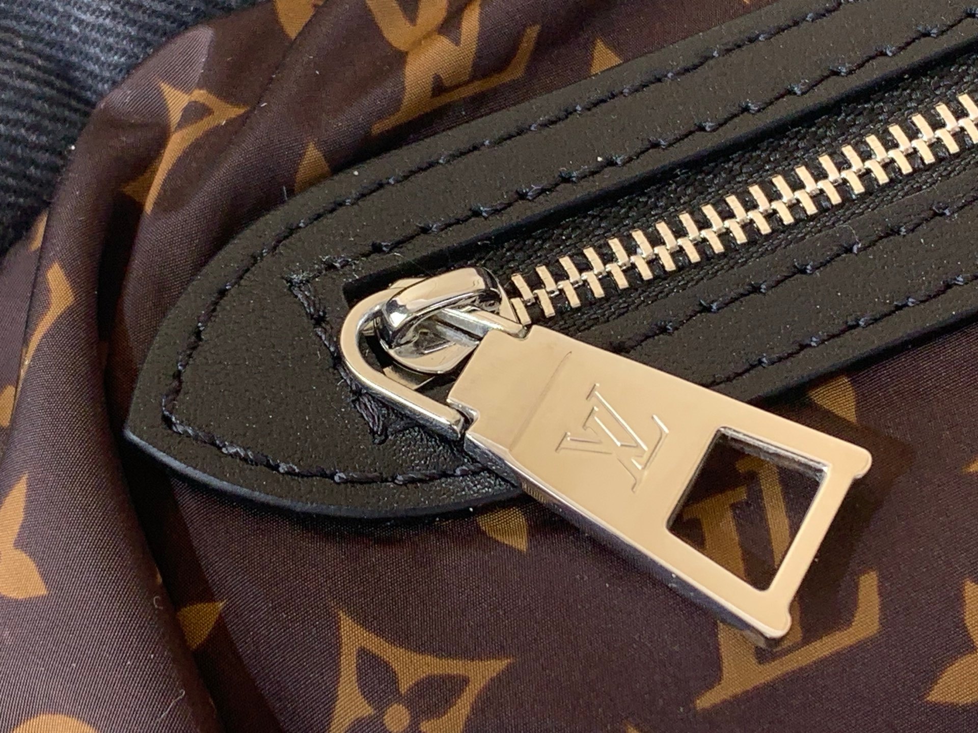 [TOP] Louis Vuitton LV Neverfull Inside Out MM Bag Monogram 18x32x56cm - Denim Gray