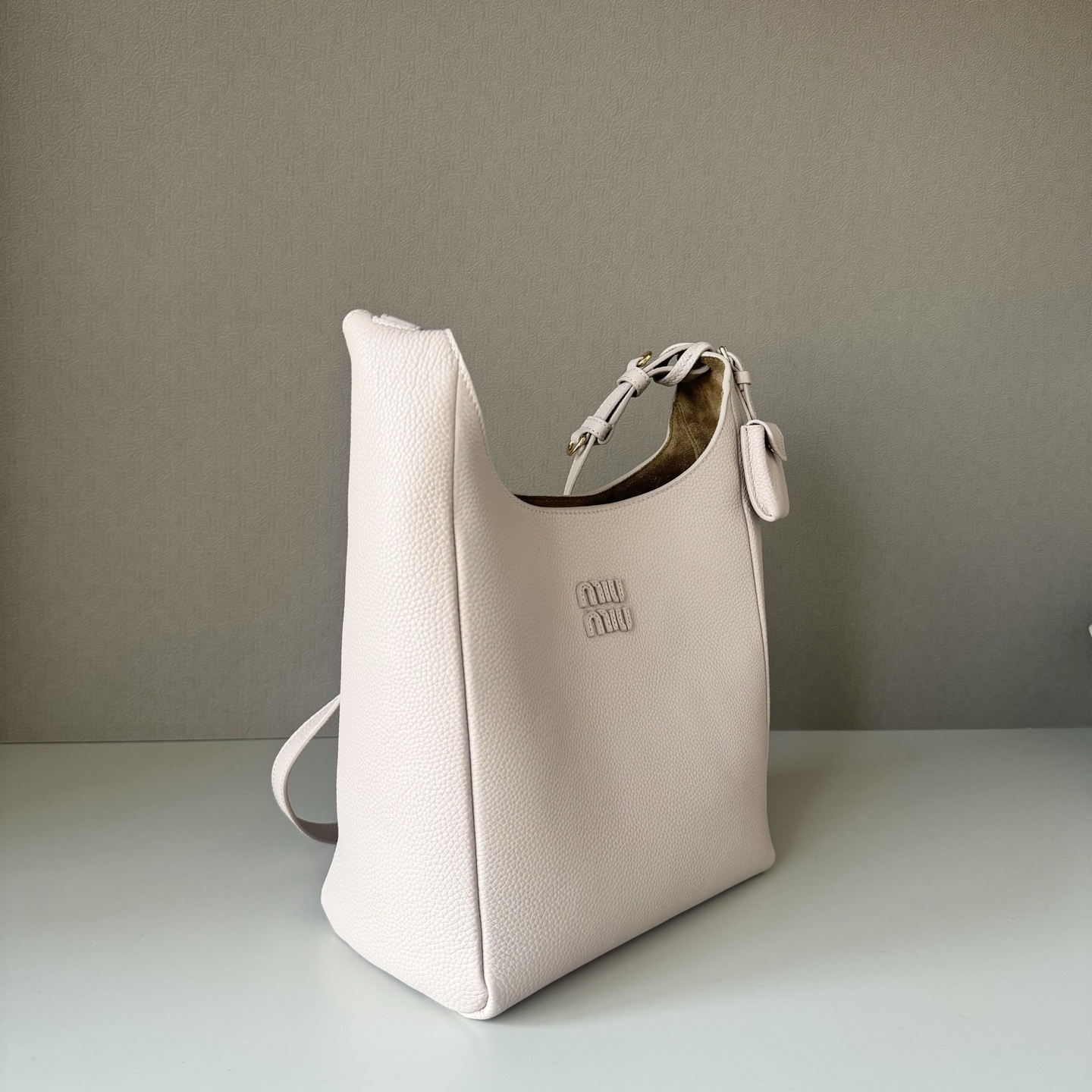 [TOP] Miu Miu Tote Bag 28x22.5x12cm - 3 Color