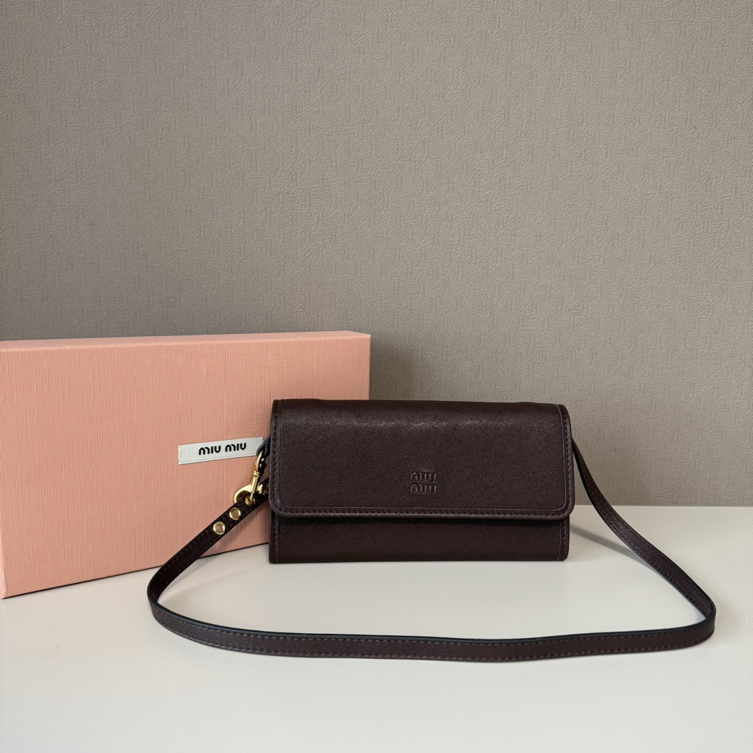 [TOP] Miu Miu Shoulder Bag 19x10x2cm - 3 Color