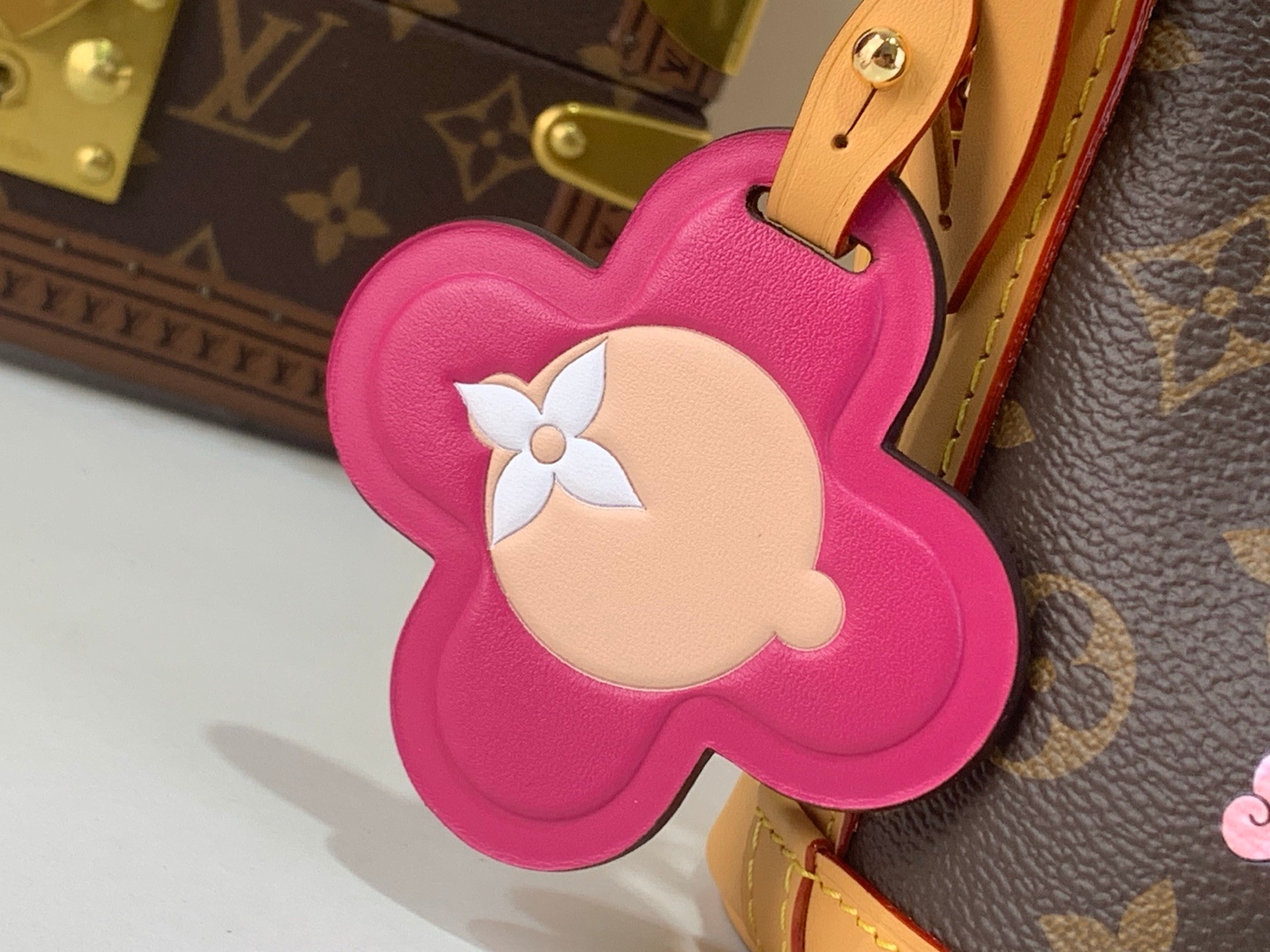 [TOP] Louis Vuitton LV NANO NOÉ Bag Monogram 16x13x10cm - Brown