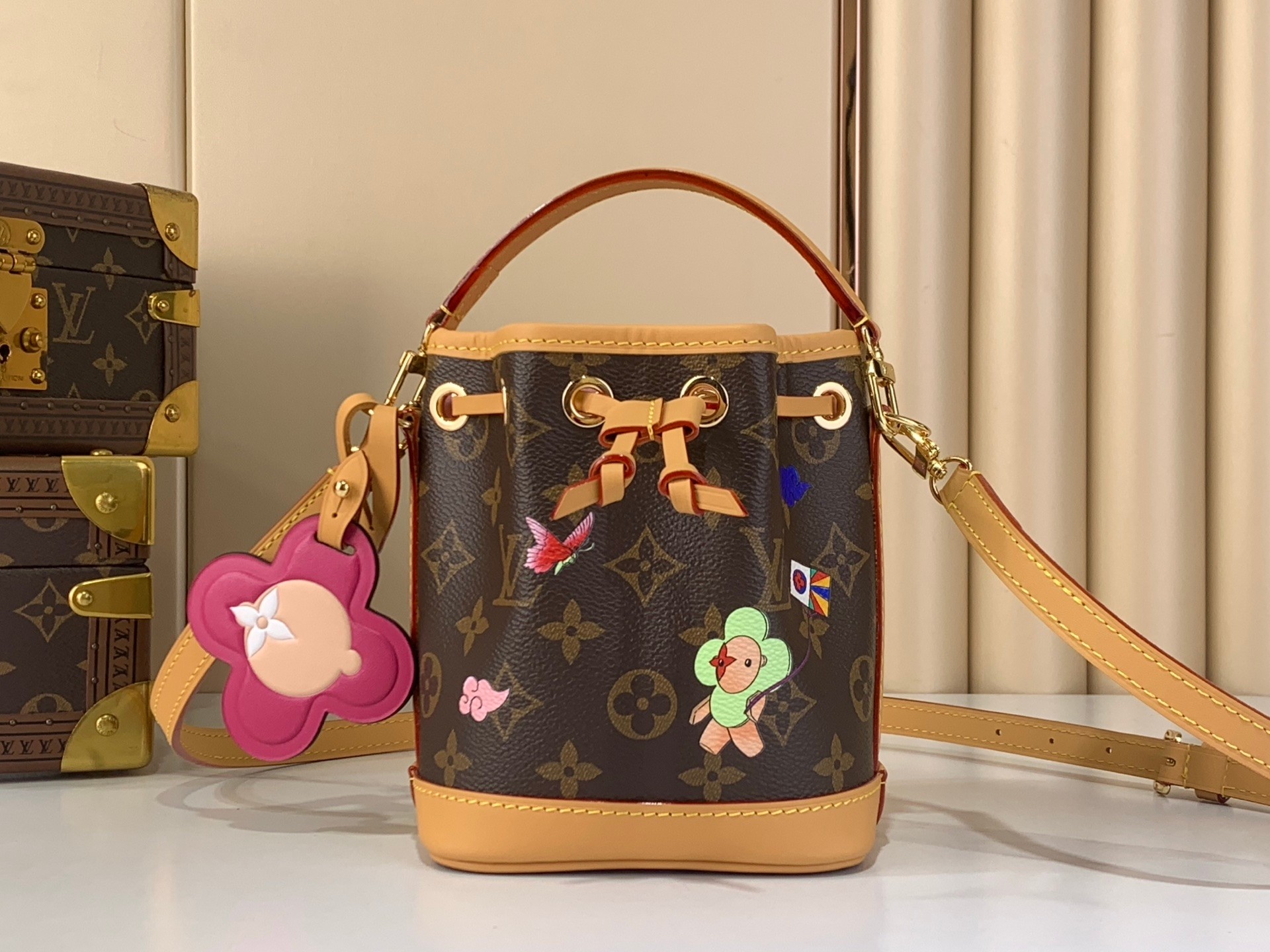 [TOP] Louis Vuitton LV NANO NOÉ Bag Monogram 16x13x10cm - Brown