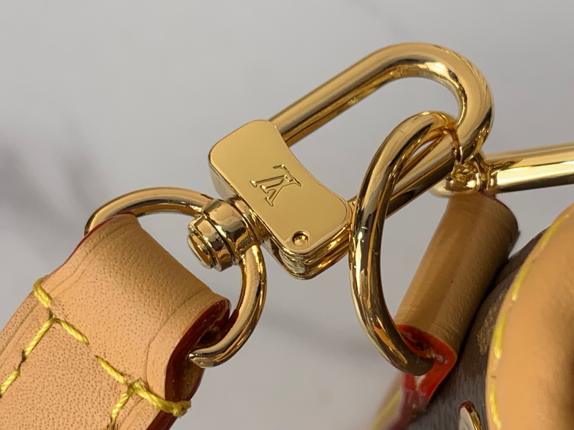 [TOP] Louis Vuitton LV NANO NOÉ Bag Monogram 16x13x10cm - Brown