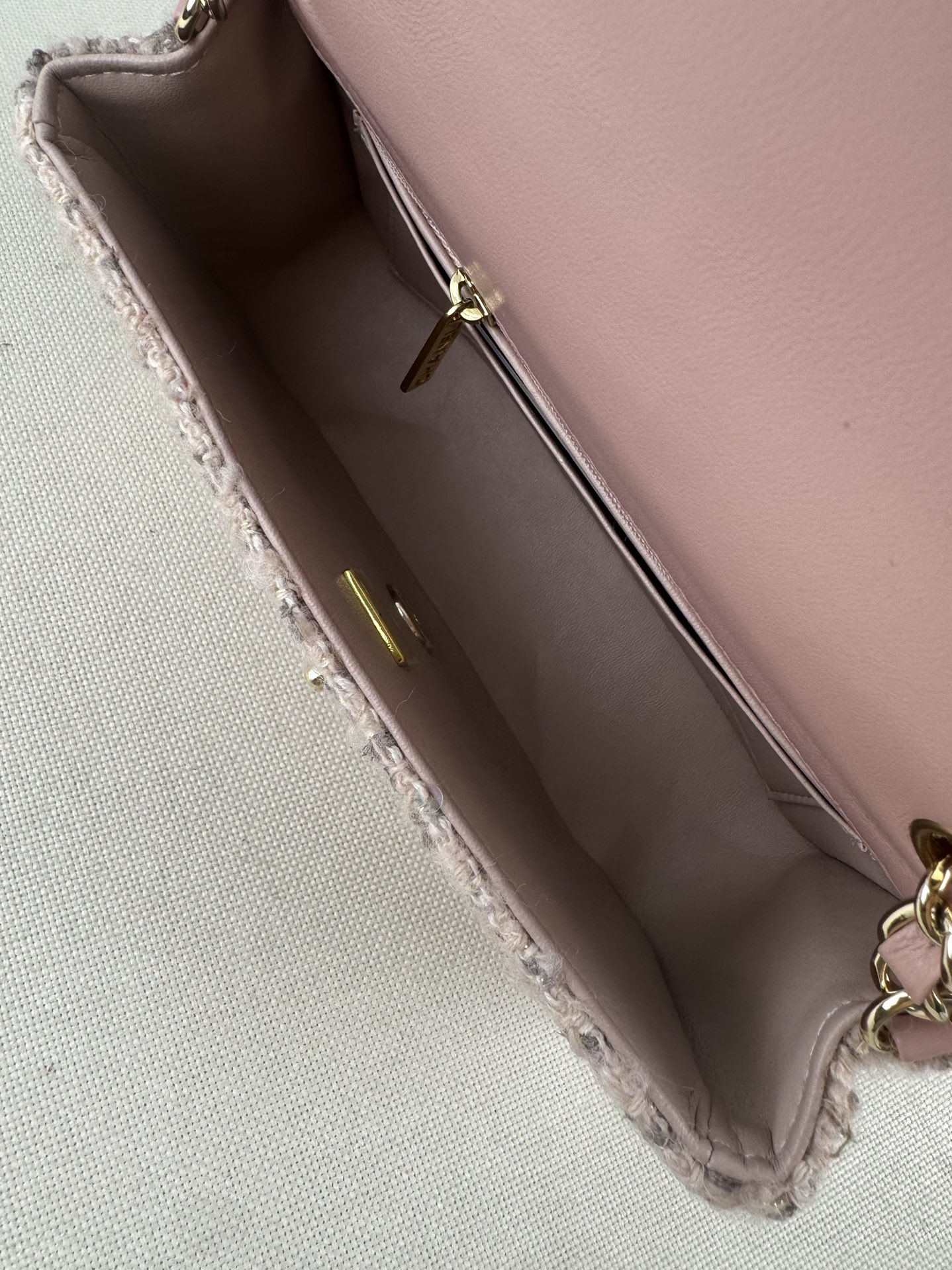 [TOP] CHANEL Wool Tweed Flap Bag 20cm/25cm - Pink and Gray